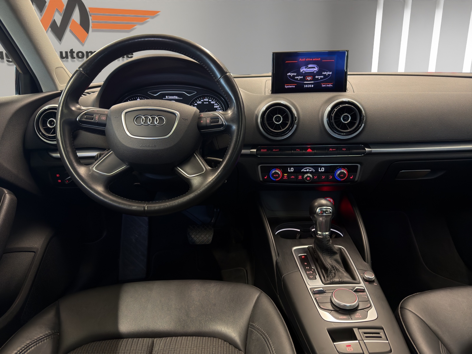 AUDI A3 Sportback 1.8 TFSI Ambiente S-tronic-image-9
