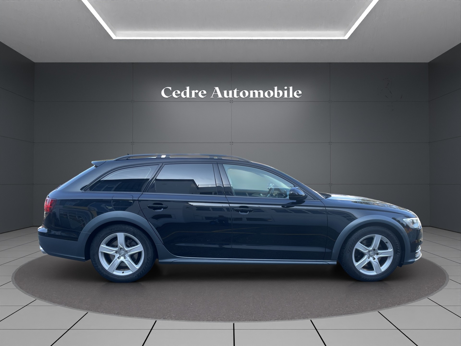 AUDI A6 allroad 3.0 TDI V6 quattro S-tronic-image-4