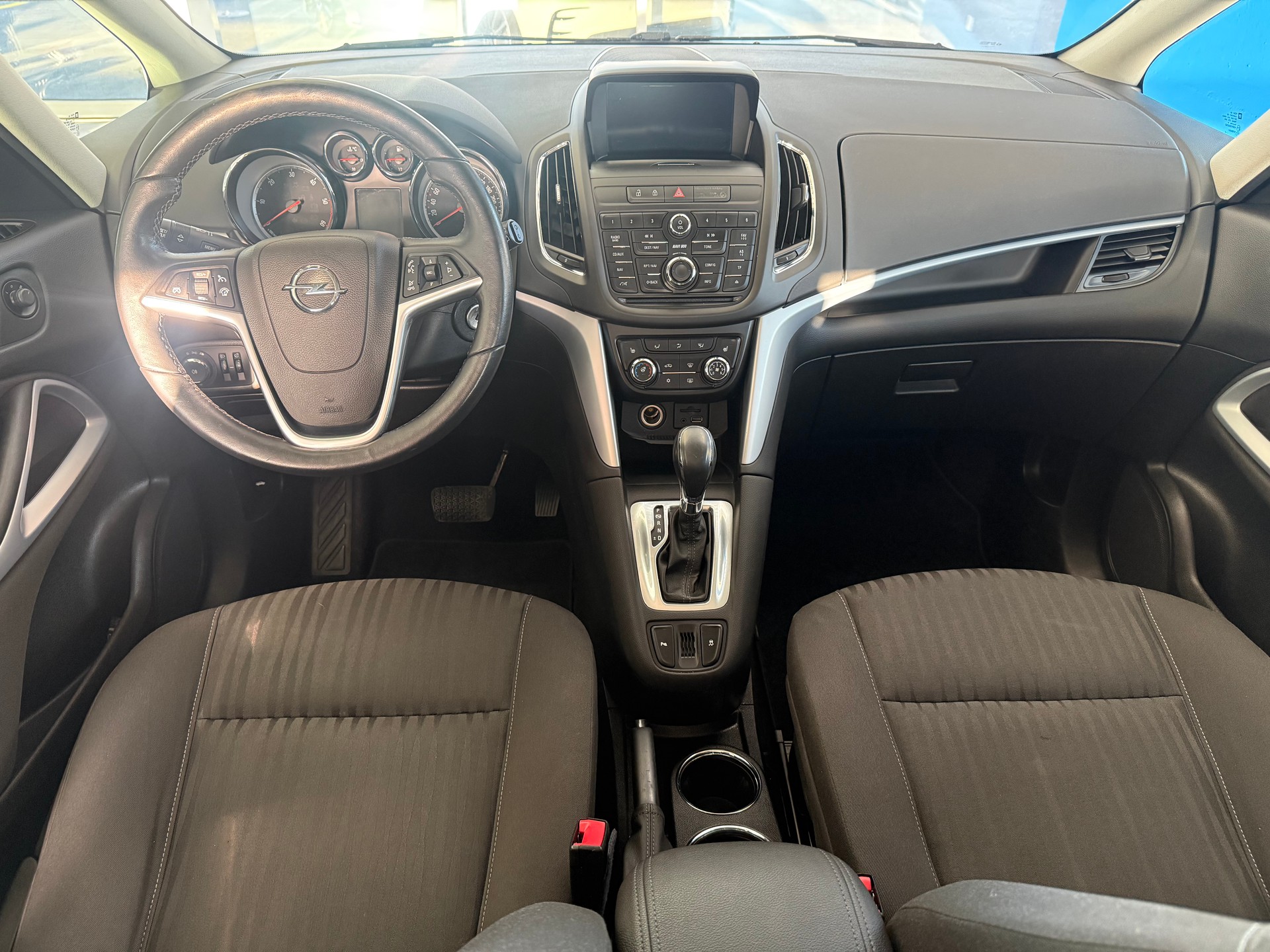 OPEL Zafira Tourer 2.0 CDTi Enjoy Automatic-image-9