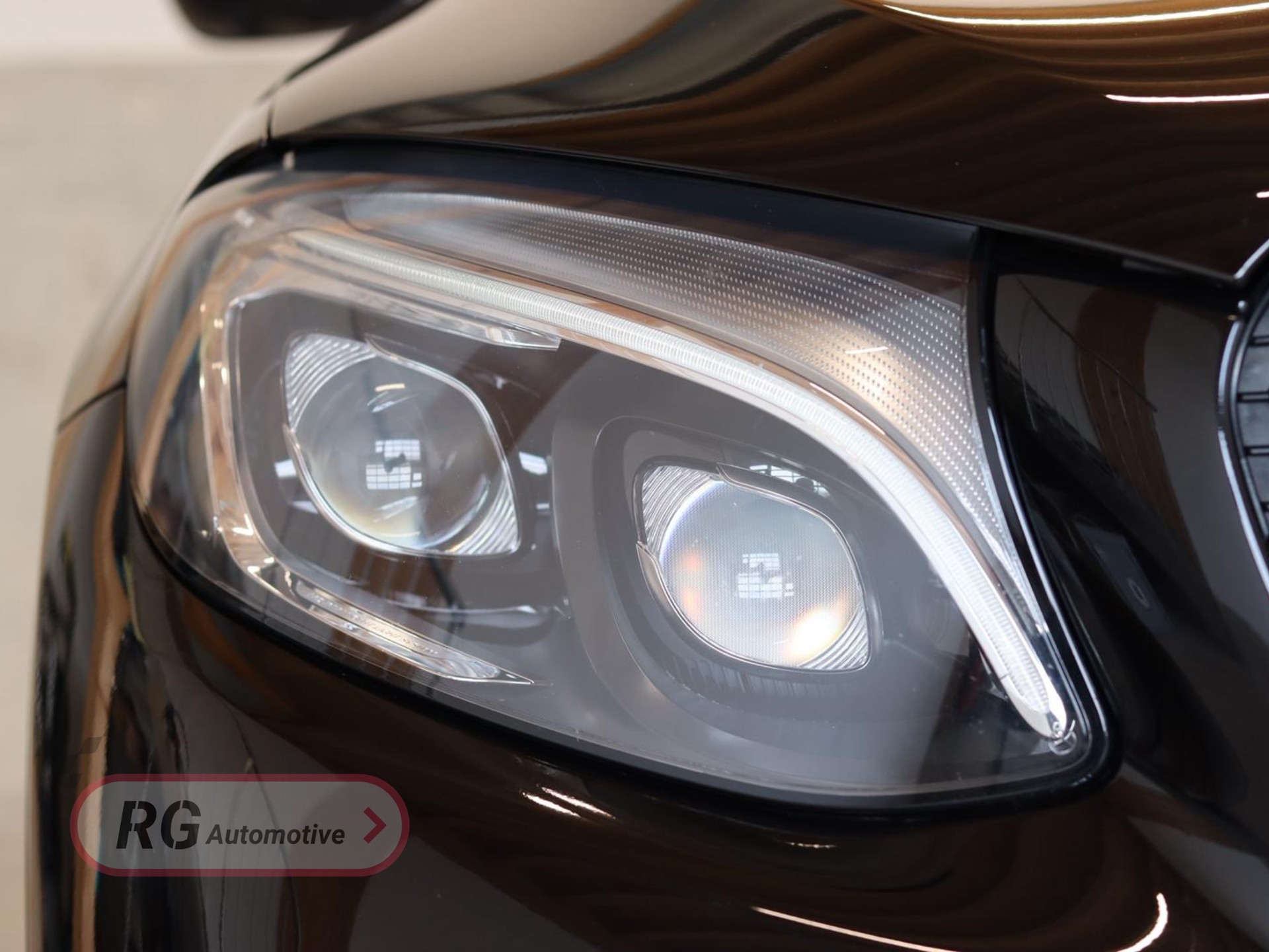 MERCEDES-BENZ GLC Coupé 43 AMG 4Matic 9G-Tronic-image-3