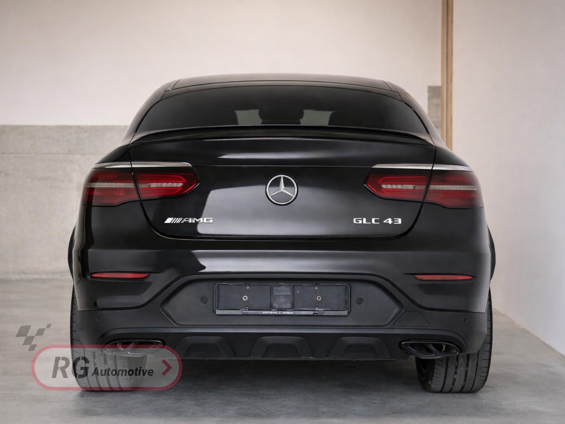 MERCEDES-BENZ GLC Coupé 43 AMG 4Matic 9G-Tronic-image-5
