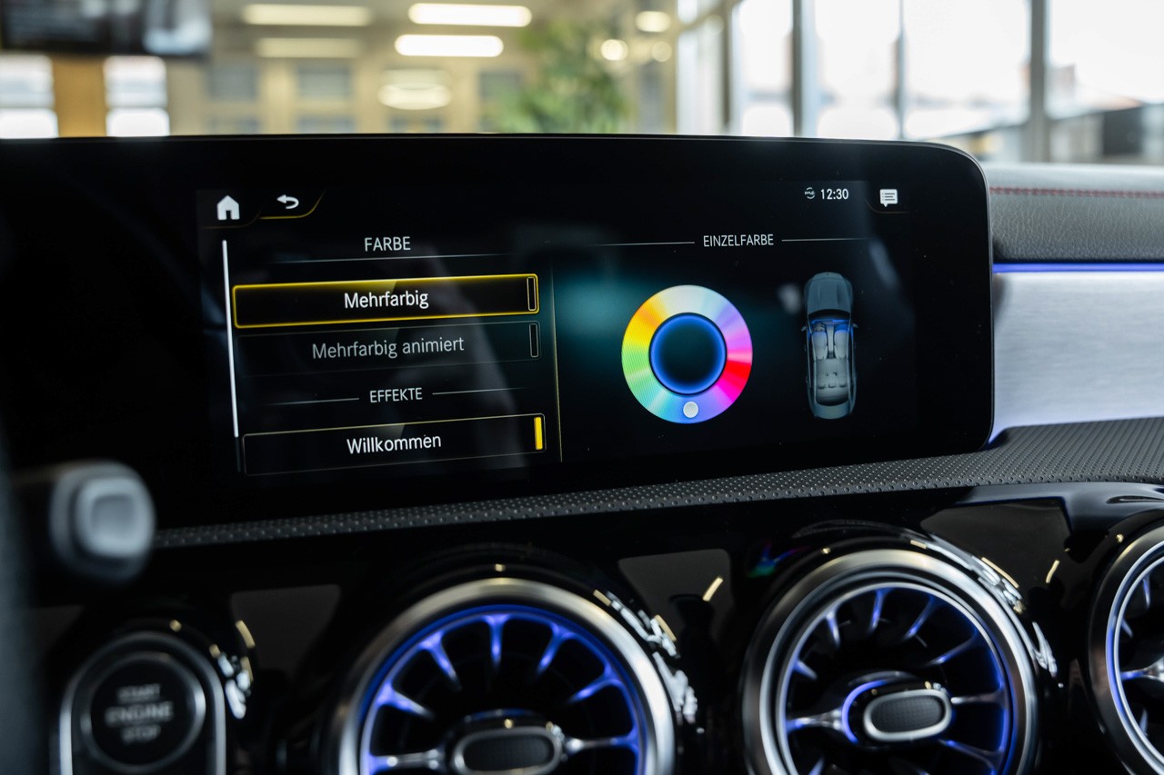MERCEDES-BENZ CLA 250 4Matic AMG Line 7G-DCT-image-21