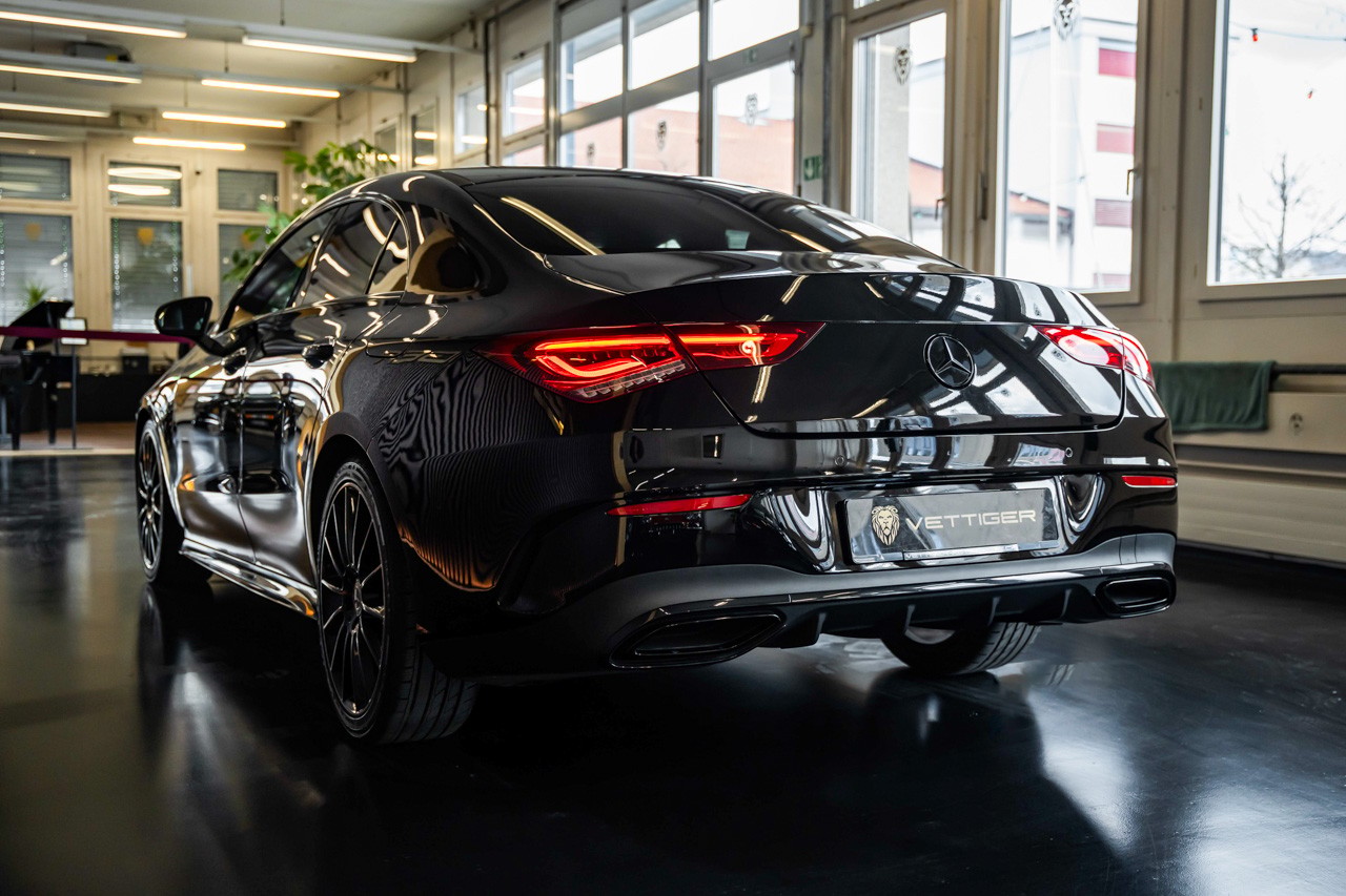 MERCEDES-BENZ CLA 250 4Matic AMG Line 7G-DCT-showroom-element-3
