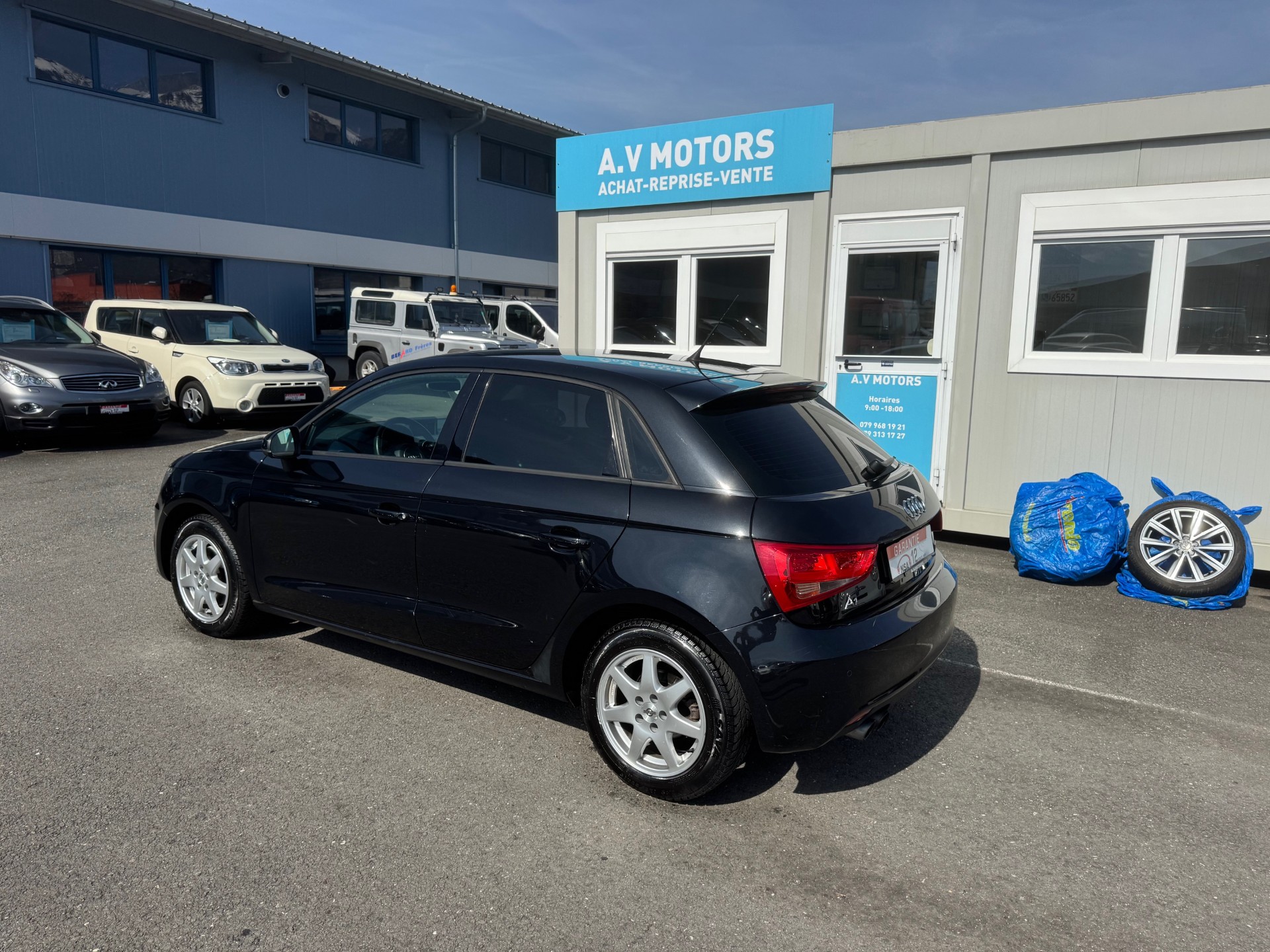 AUDI A1 Sportback 1.4 TFSI Attraction S-tronic-image-3