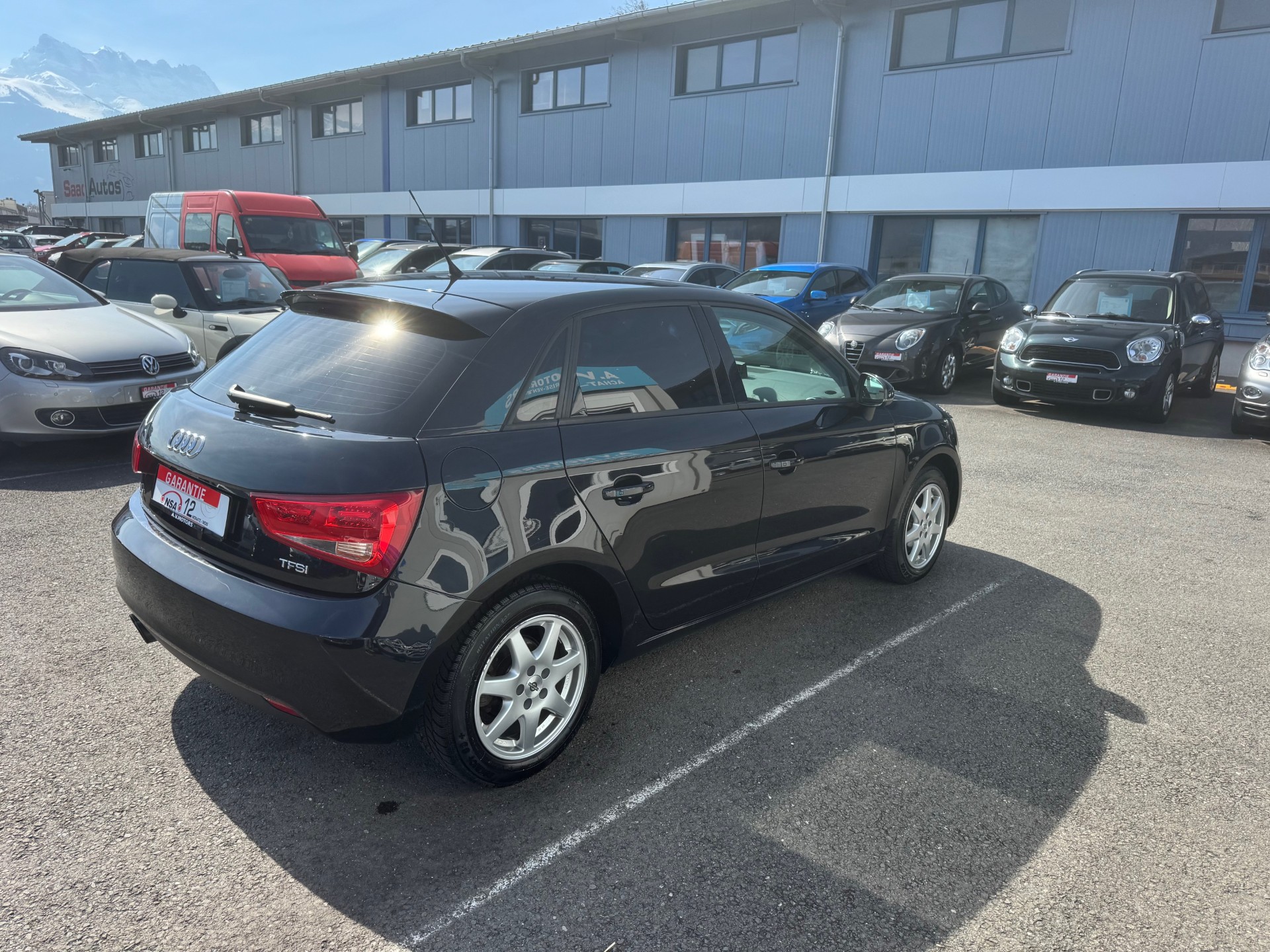 AUDI A1 Sportback 1.4 TFSI Attraction S-tronic-image-4