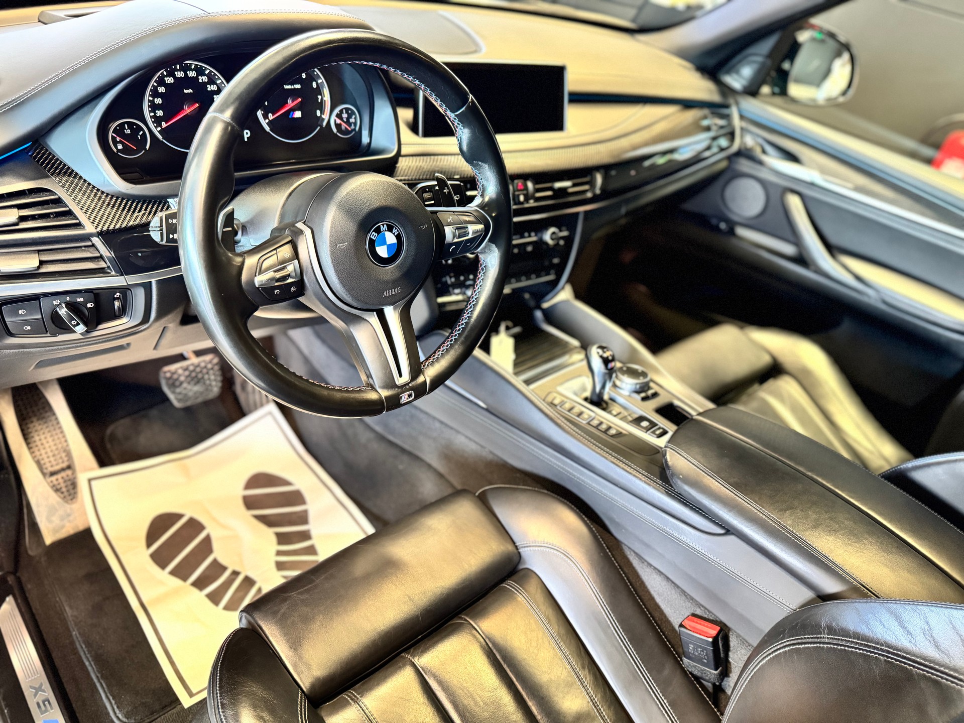 BMW X5M Steptronic-image-14
