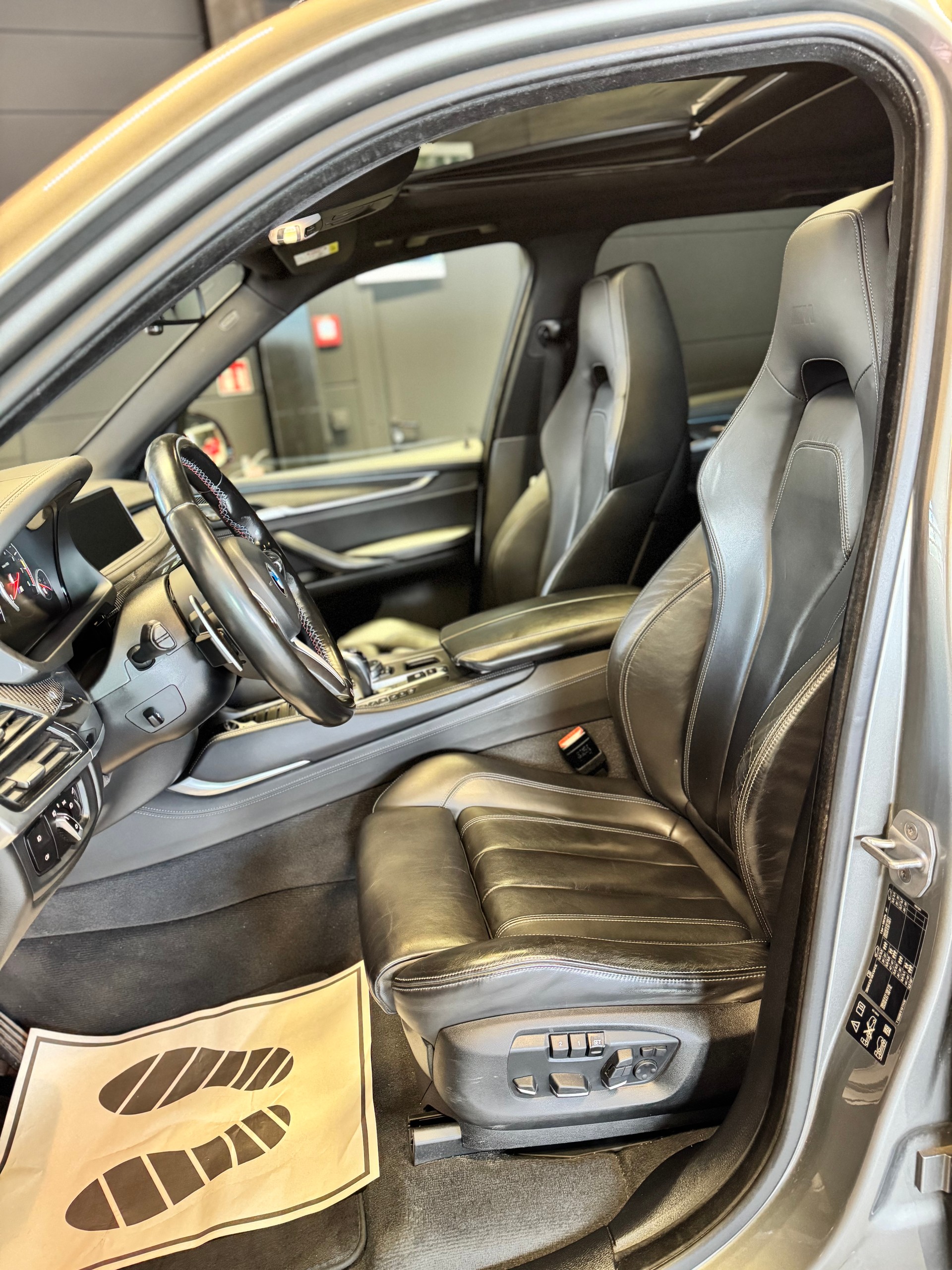 BMW X5M Steptronic-image-15