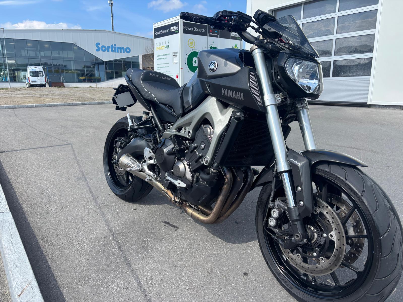 YAMAHA MT-09 ABS-image-11