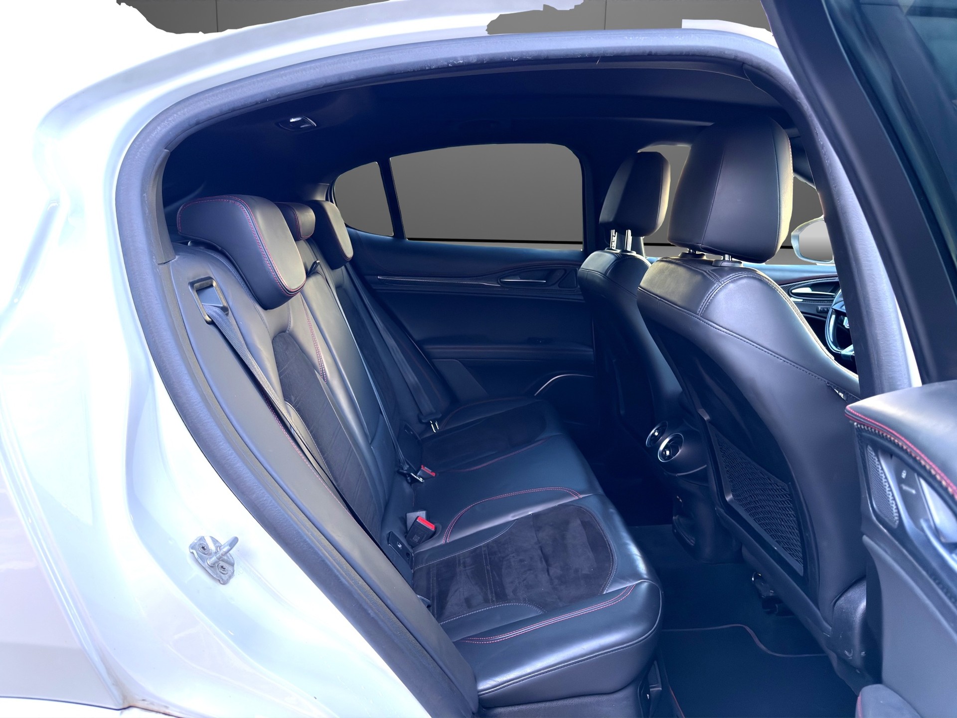 ALFA ROMEO Stelvio 2.9 V6 Q4 * 510 PS * Panoramadach * top gepflegt *-image-13