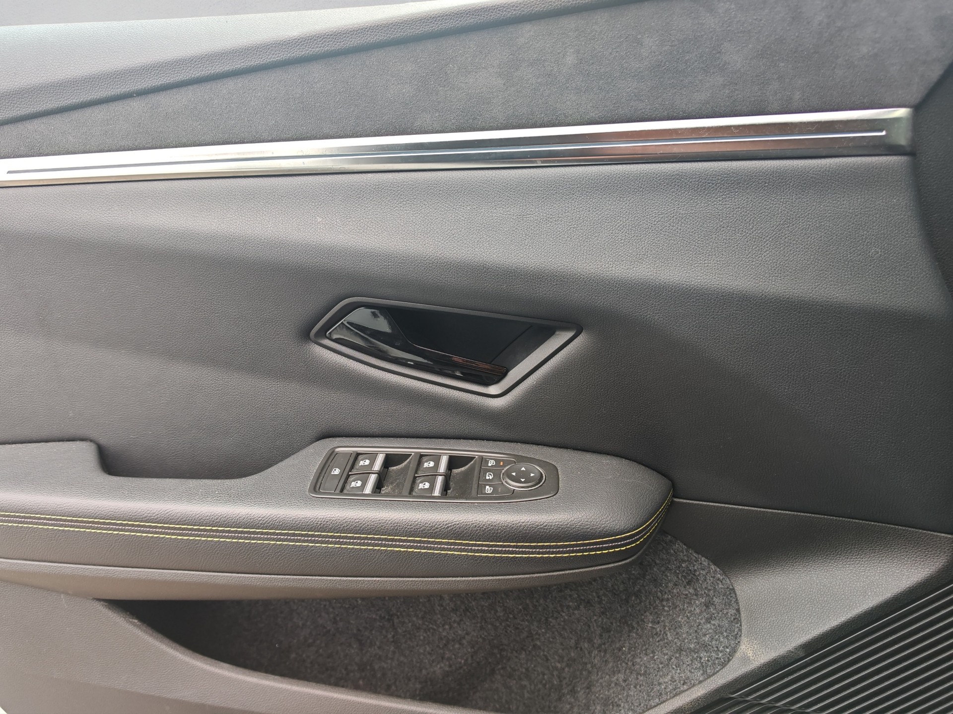 RENAULT Mégane E-TECH EV60 Techno-image-21
