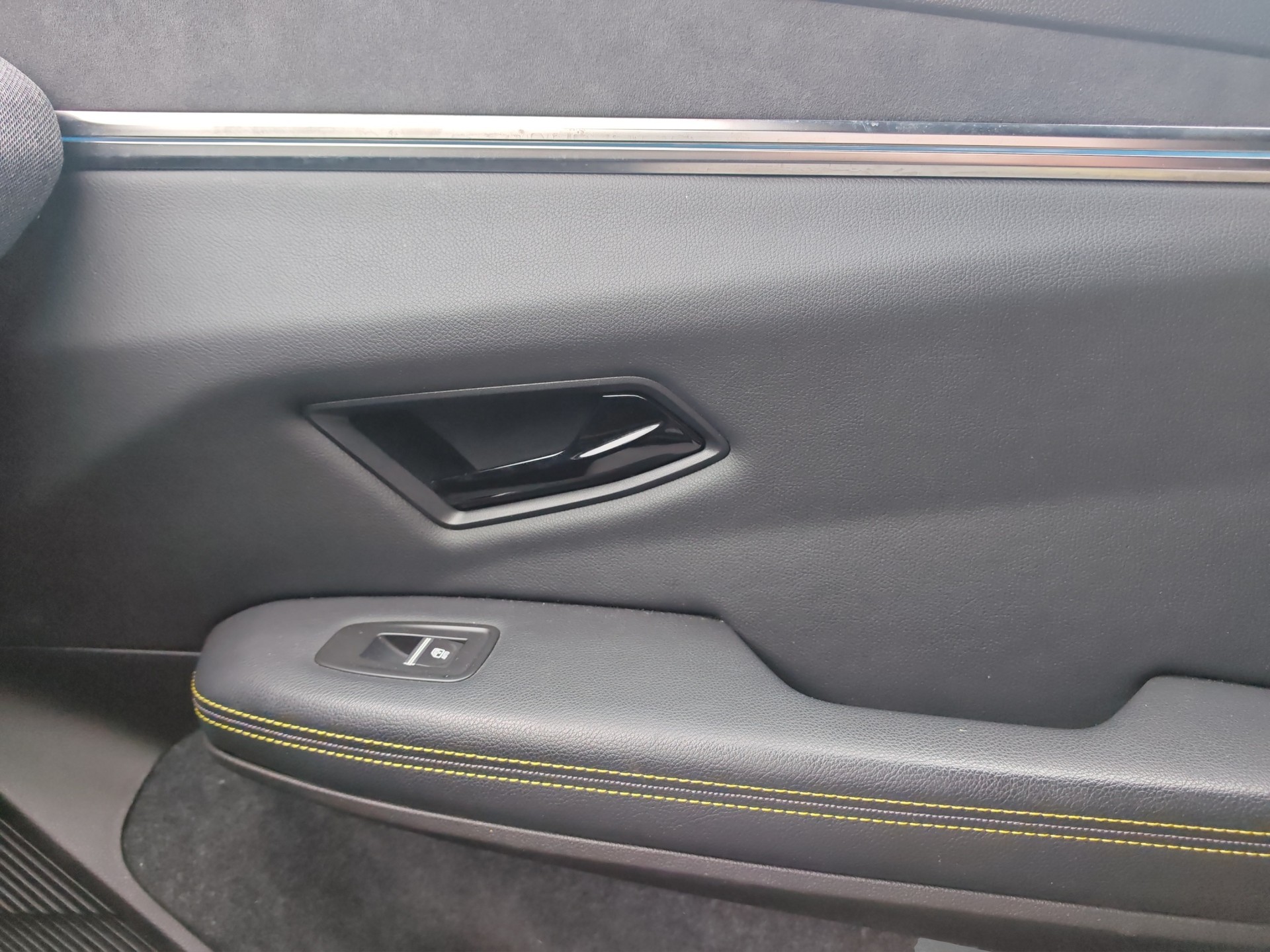 RENAULT Mégane E-TECH EV60 Techno-image-22