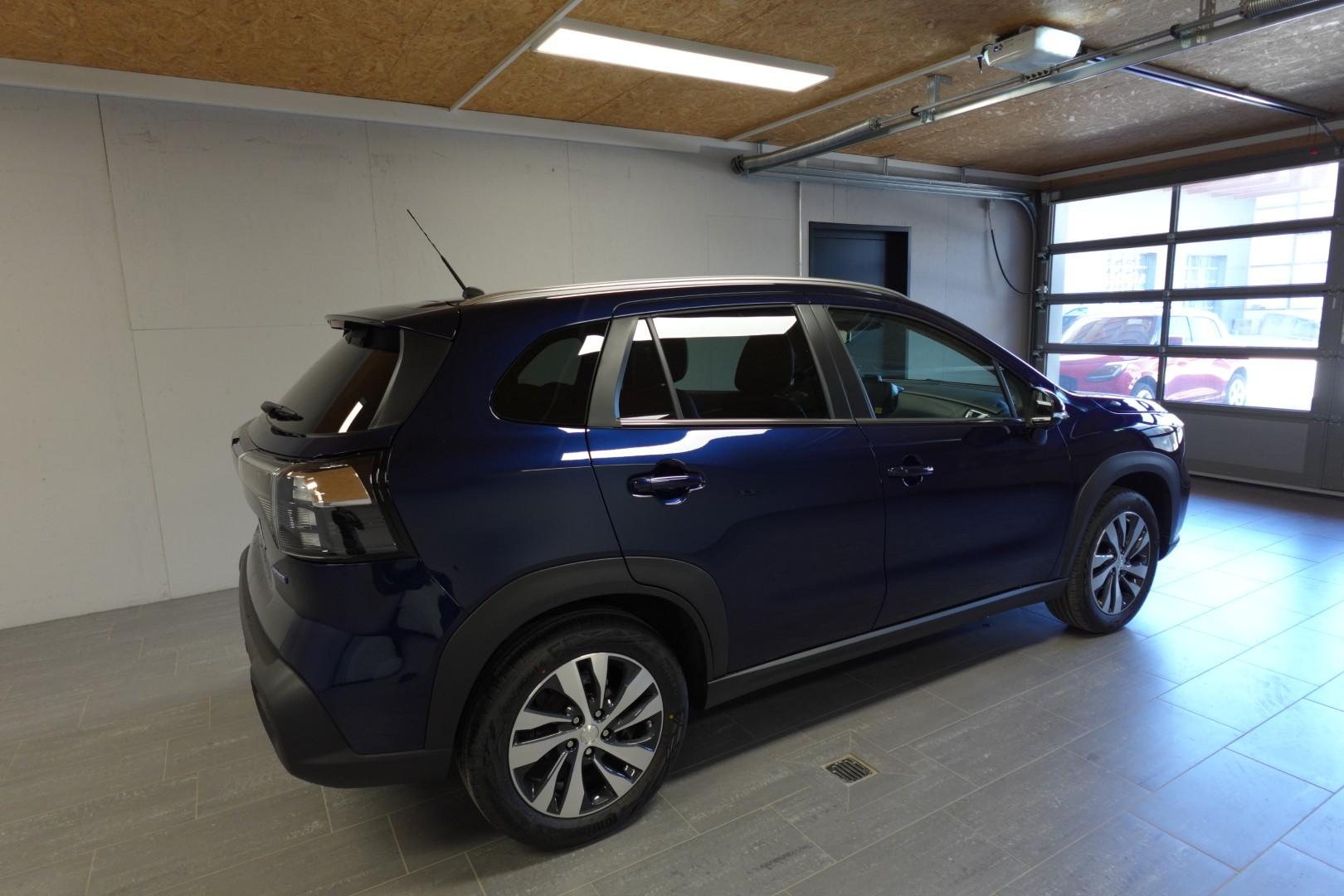 SUZUKI S-Cross 1.4 T Compact Top Hybrid 4x4-image-4