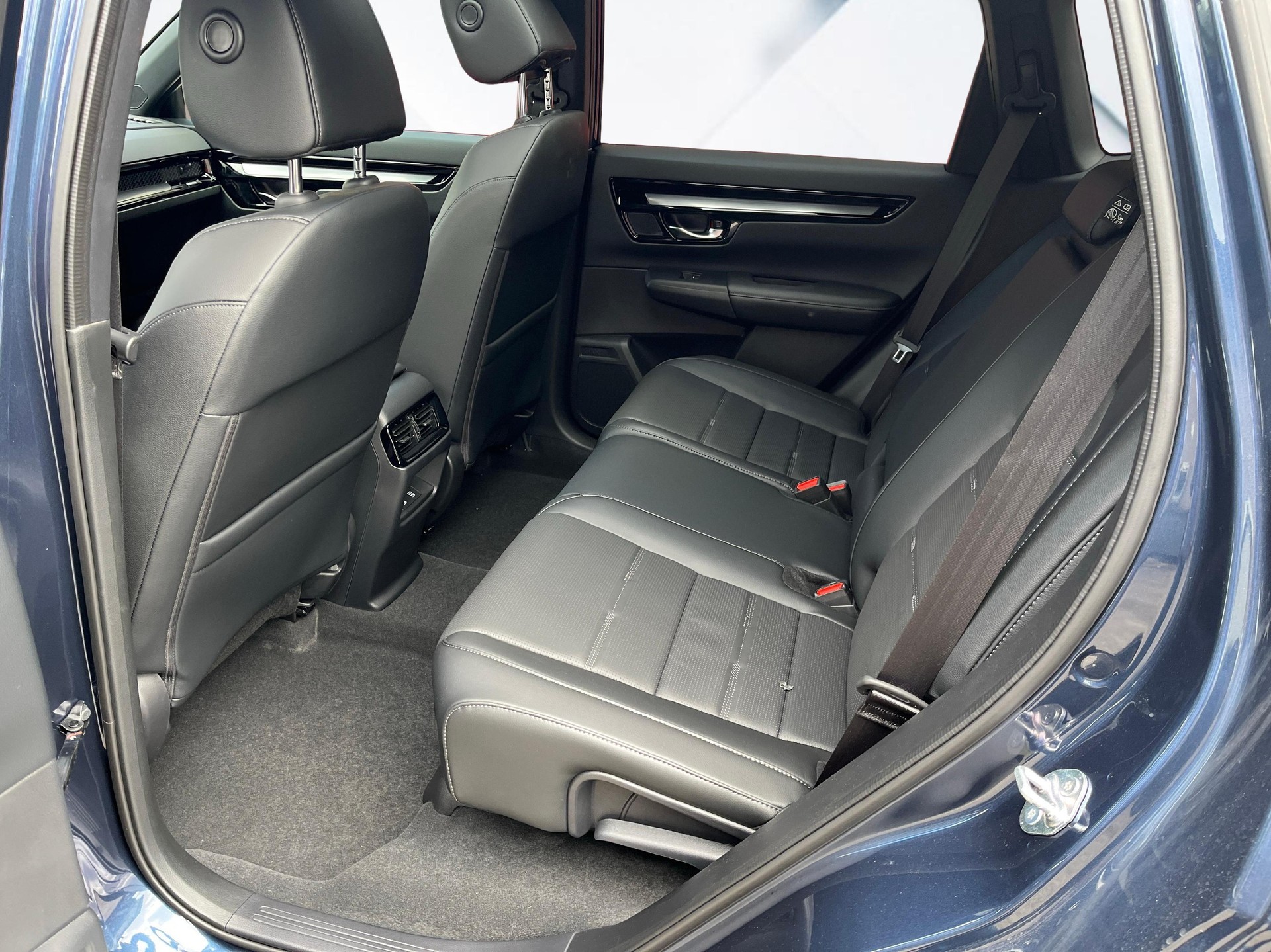 HONDA CR-V 2.0 i-MMD Elegance 4WD - Honda Aktionsleasing 1.9% Modelljahrgang 2027!!!-image-11