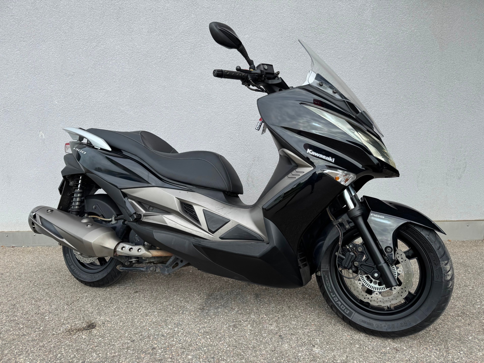 KAWASAKI J 300 ABS-image-1