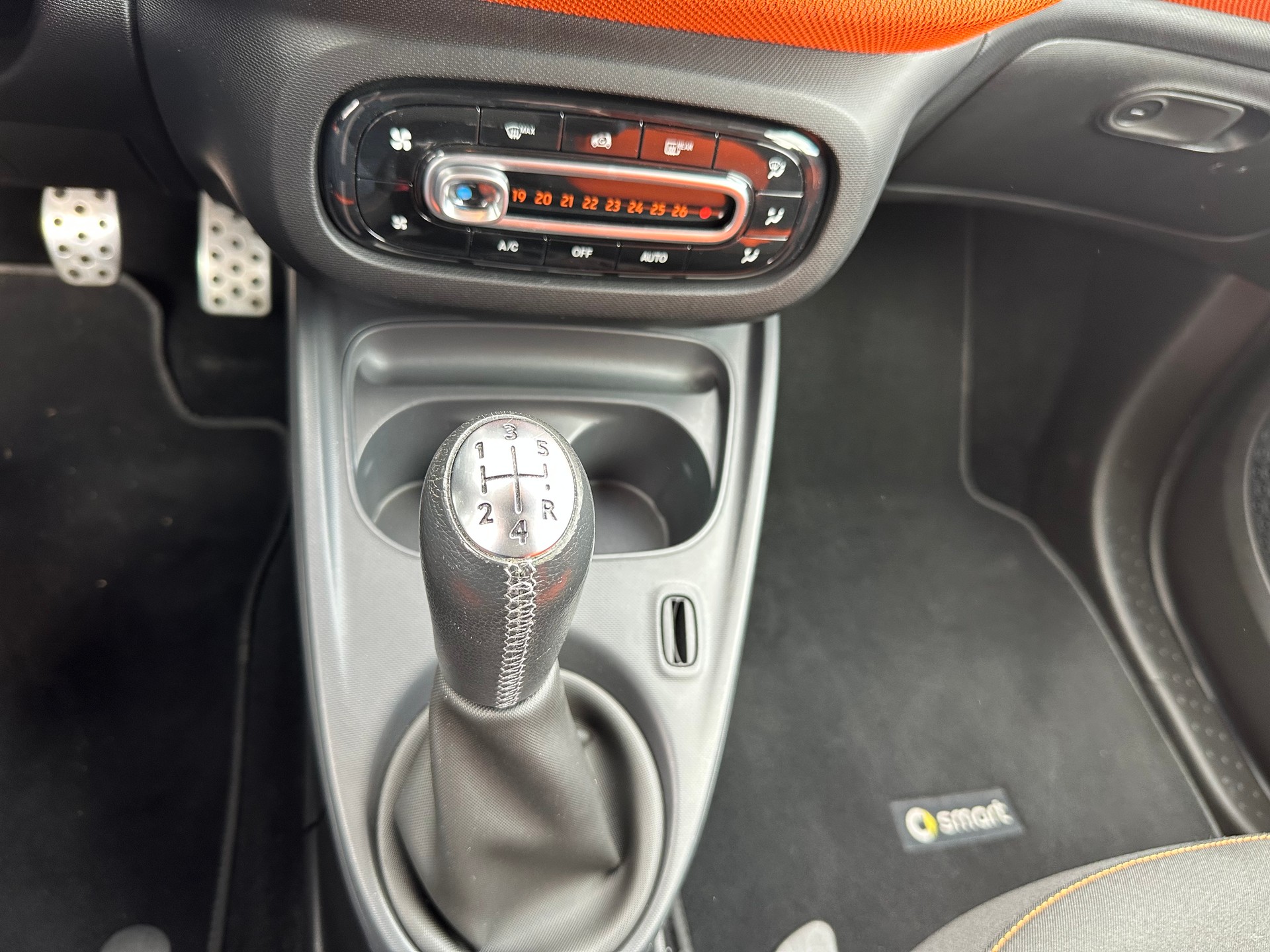 SMART fortwo edition # 1-image-9