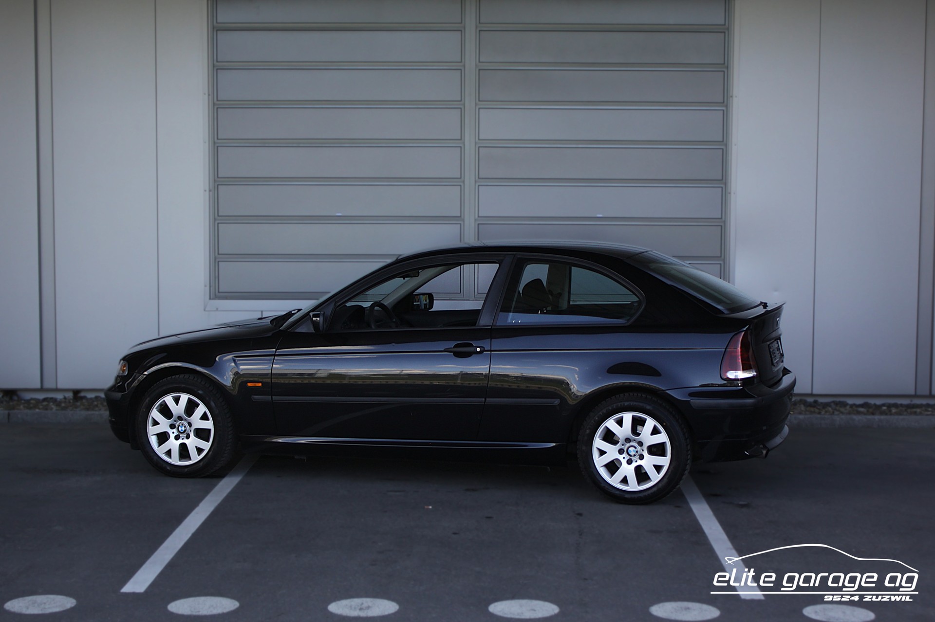 BMW 318 ti Compact-image-2