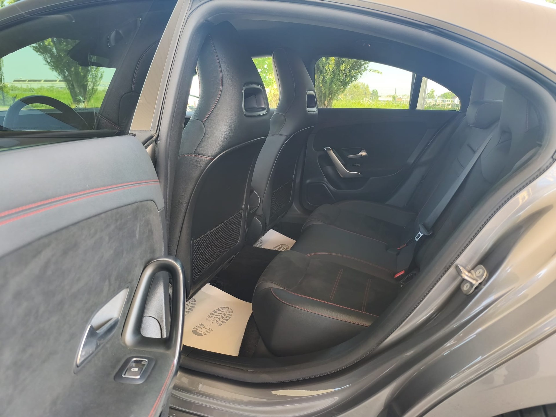 MERCEDES-BENZ CLA 200 d 8G-DCT-image-10