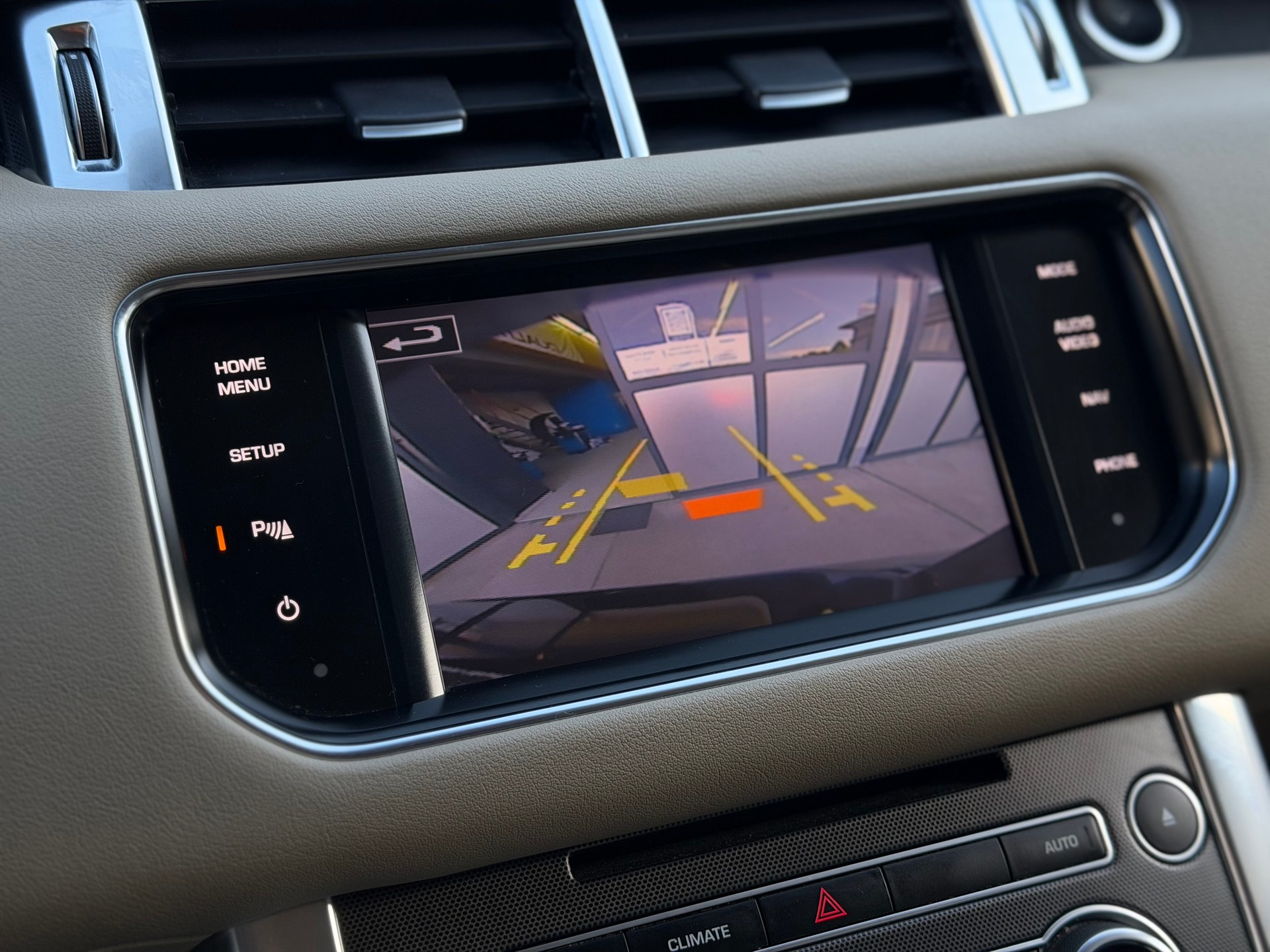 LAND ROVER Range Rover Sport 3.0 SDV6 HSE Dynamic Automatic-image-17