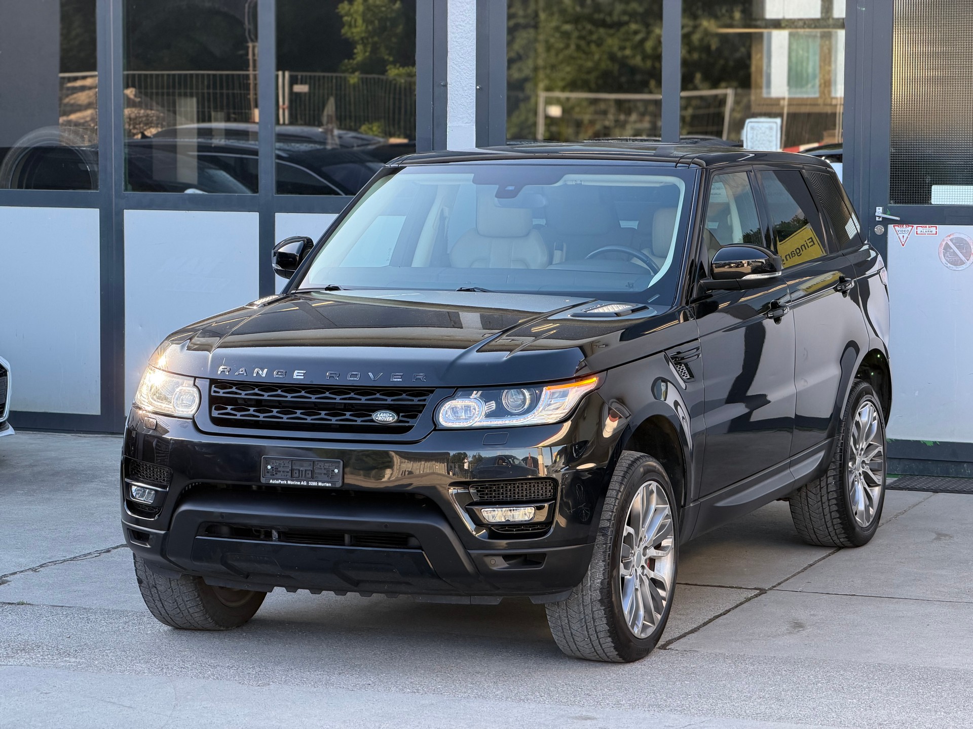 LAND ROVER Range Rover Sport 3.0 SDV6 HSE Dynamic Automatic-showroom-element-1