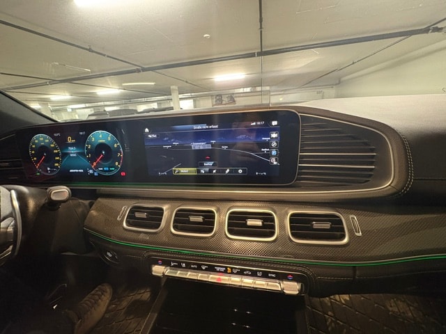 MERCEDES-BENZ GLE 53 AMG 4matic+-image-4