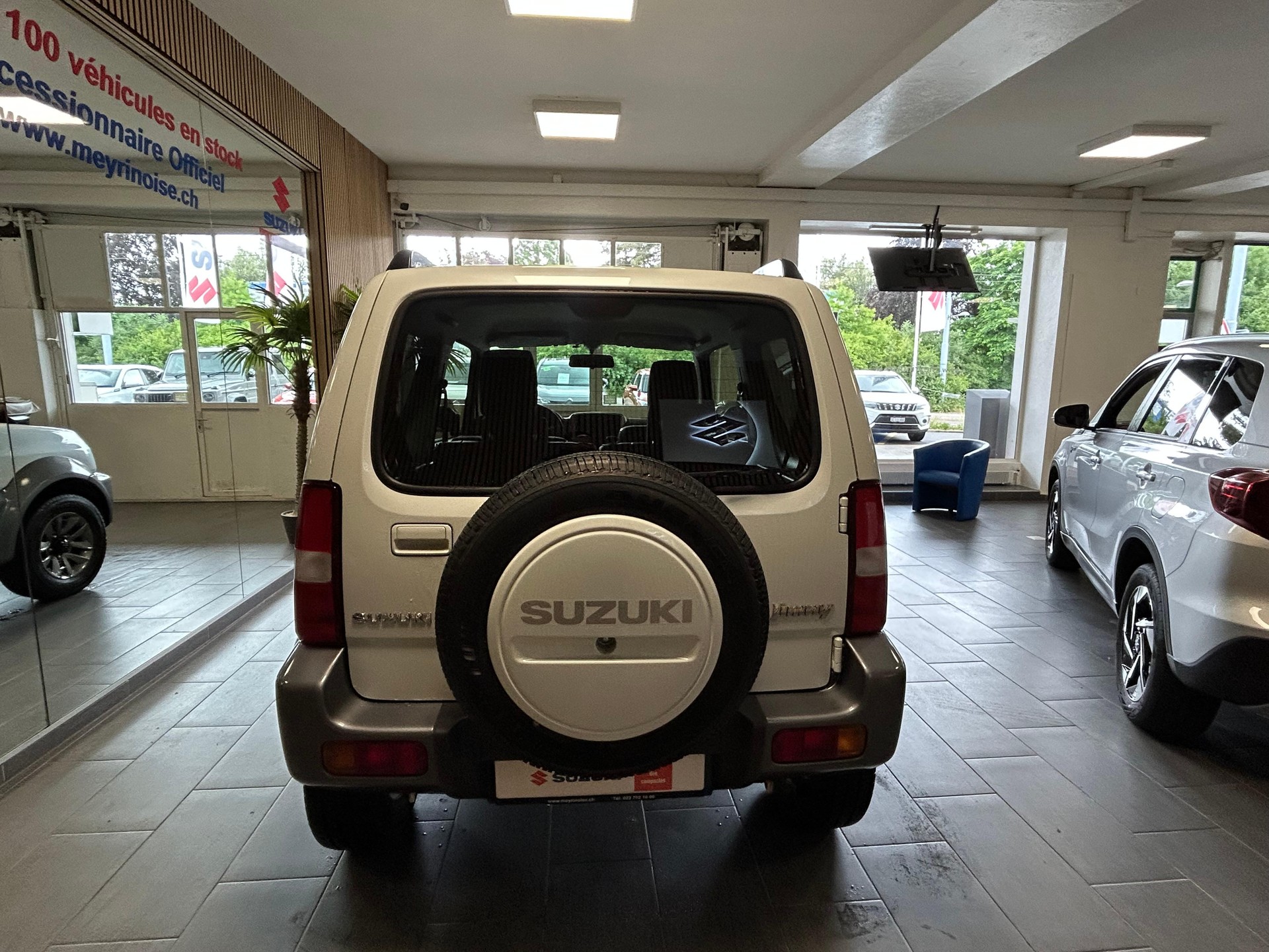 SUZUKI Jimny Wagon 1.3 4WD Sergio Cellano Top 4 PLACES/4 SITZE-image-5