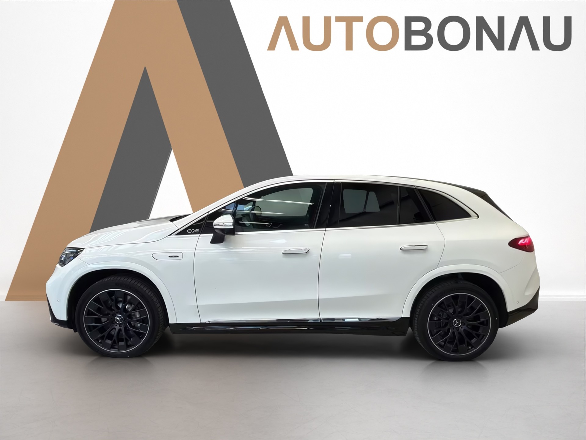 MERCEDES-BENZ EQE SUV AMG 43 4 Matic-image-14