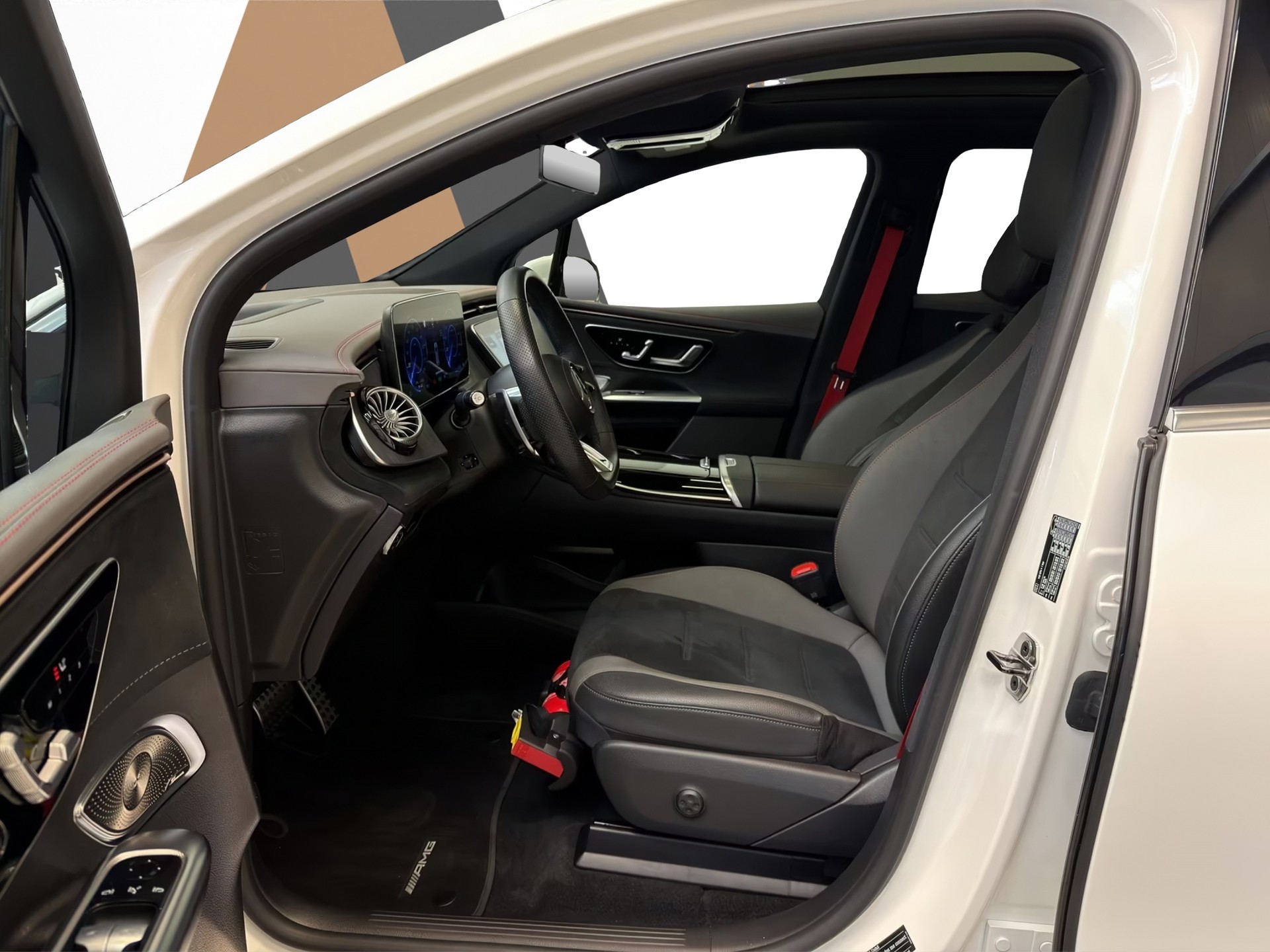 MERCEDES-BENZ EQE SUV AMG 43 4 Matic-image-33