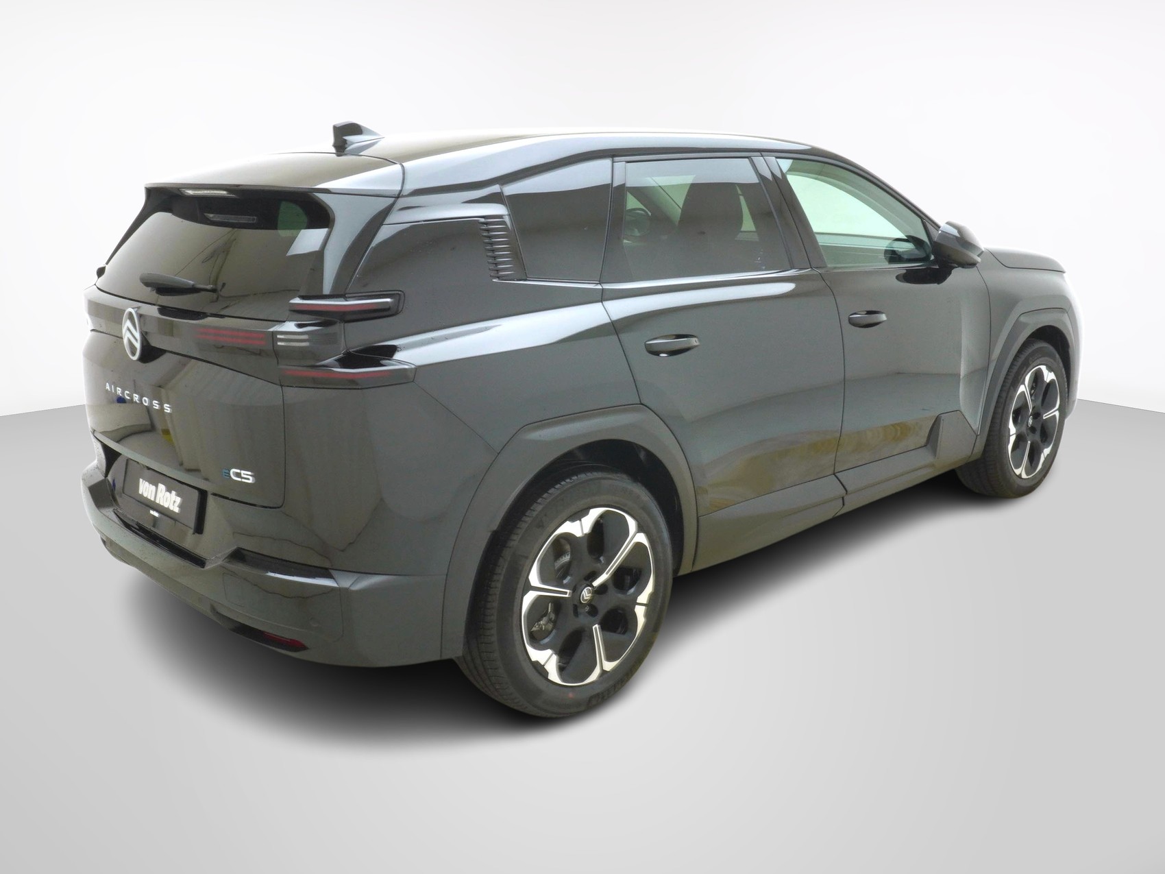 CITROEN C5 Aircross e-Plus-showroom-element-3