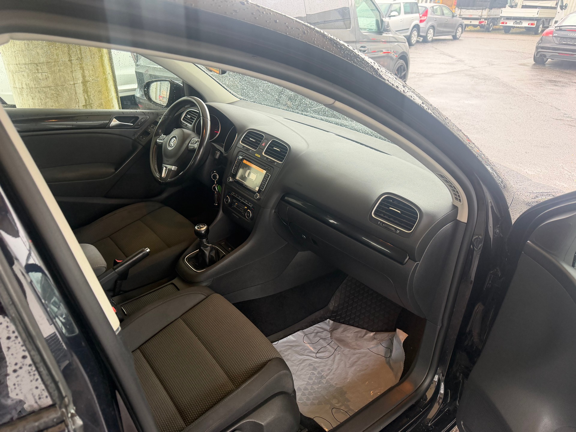 VW Golf 2.0 TDI Team 4Motion-image-4