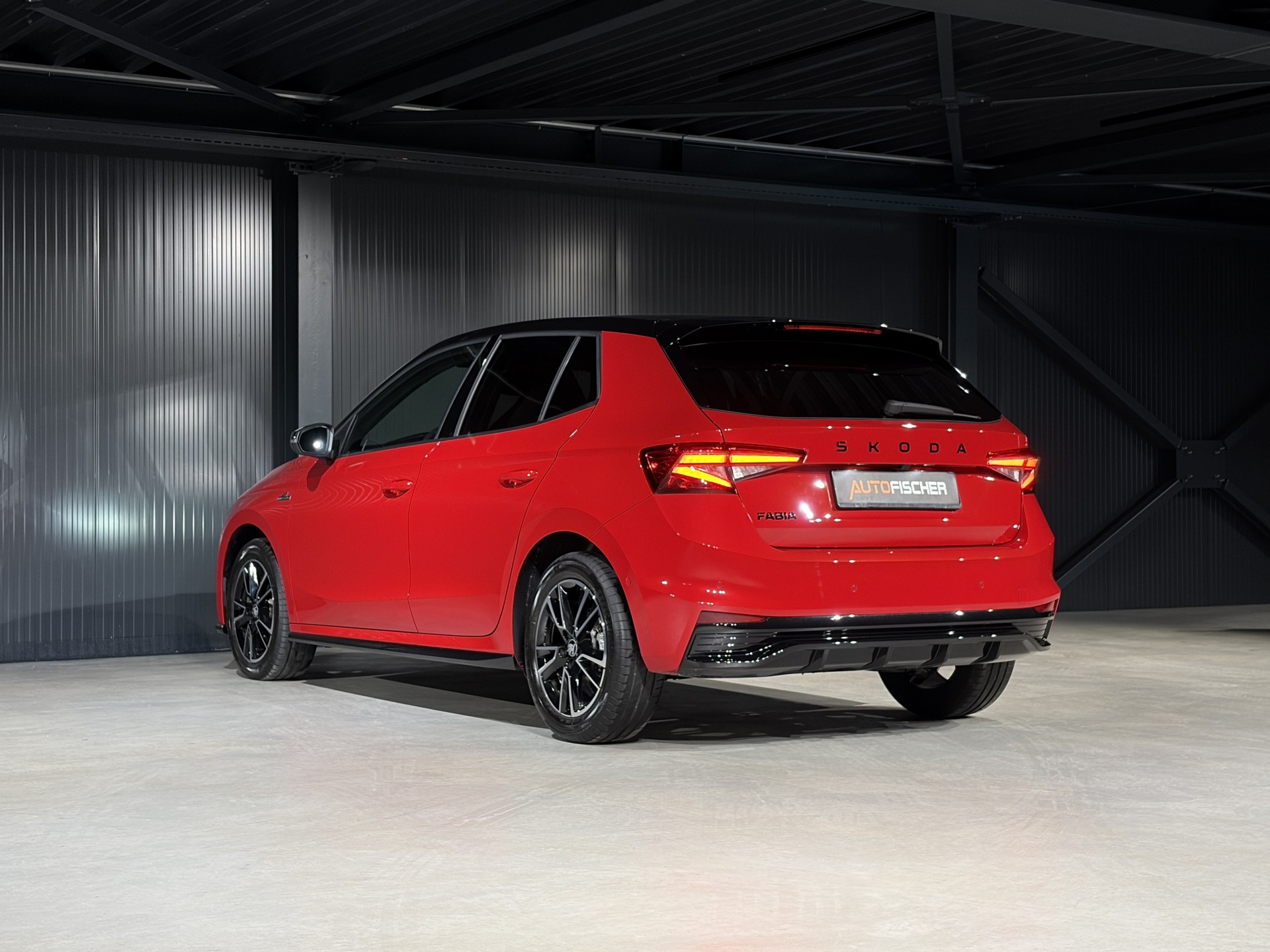SKODA Fabia 1.0 TSI Monte Carlo DSG-image-7