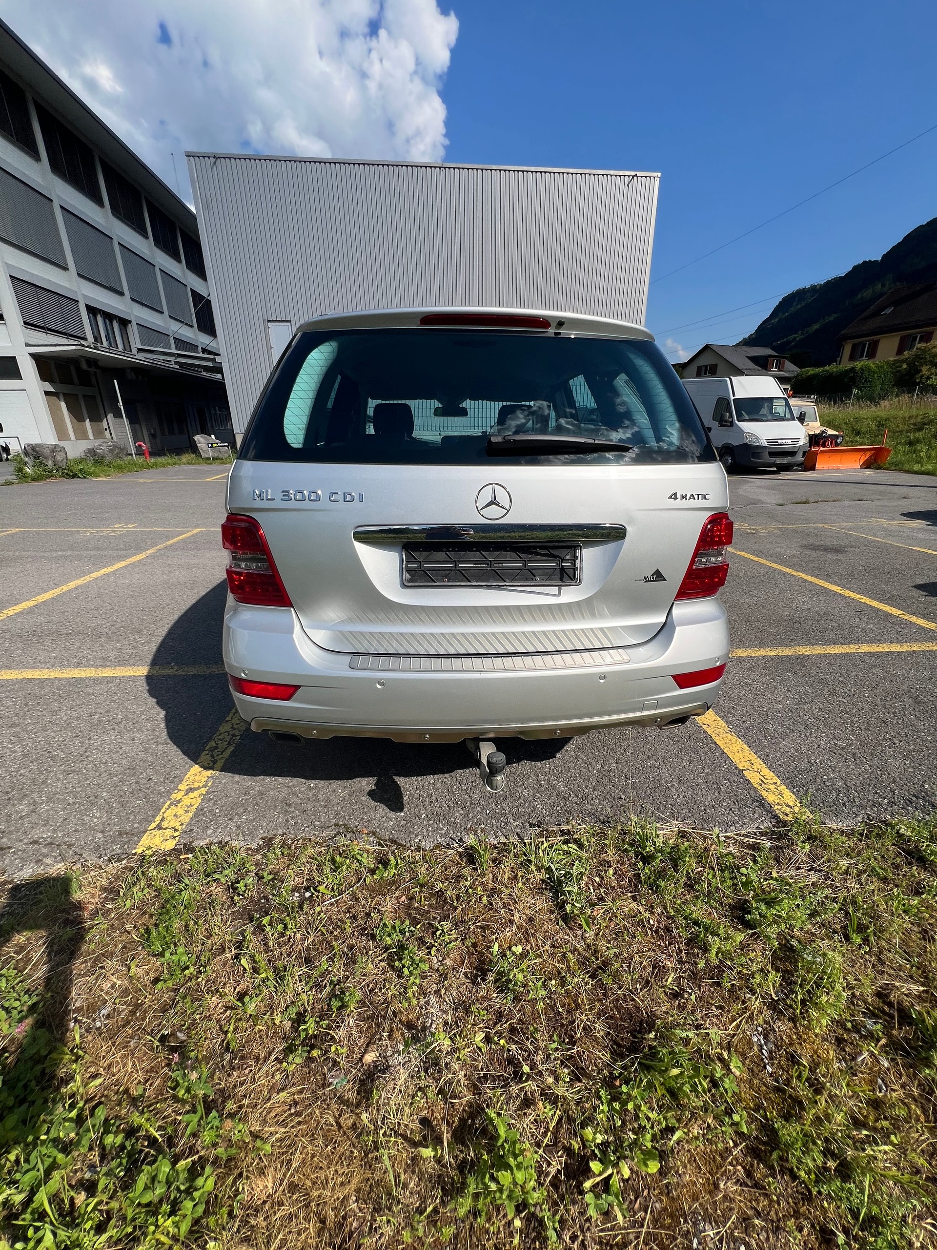 MERCEDES-BENZ ML 300 CDI Blue Efficiency 4Matic 7G-Tronic-image-2