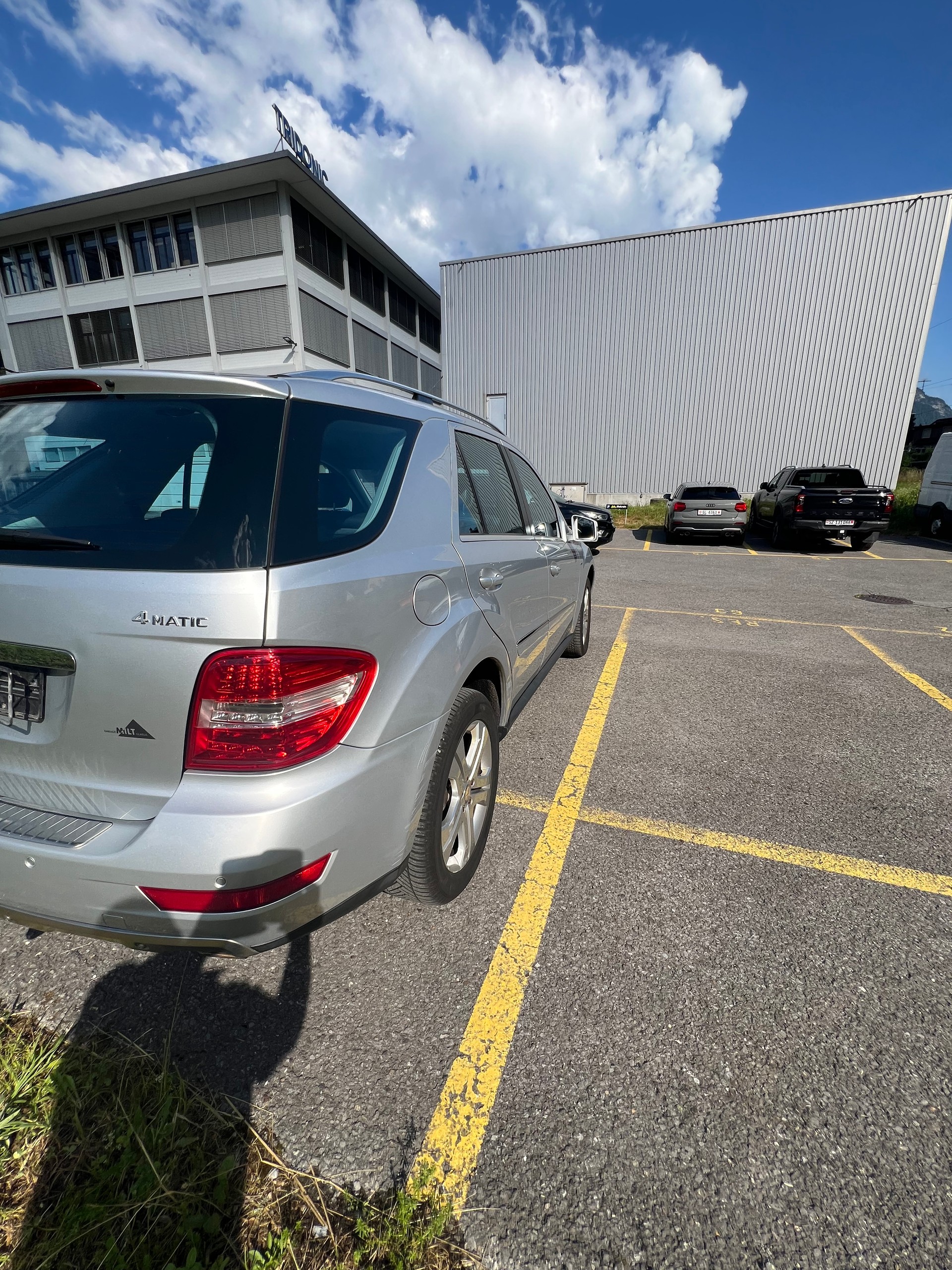 MERCEDES-BENZ ML 300 CDI Blue Efficiency 4Matic 7G-Tronic-image-4