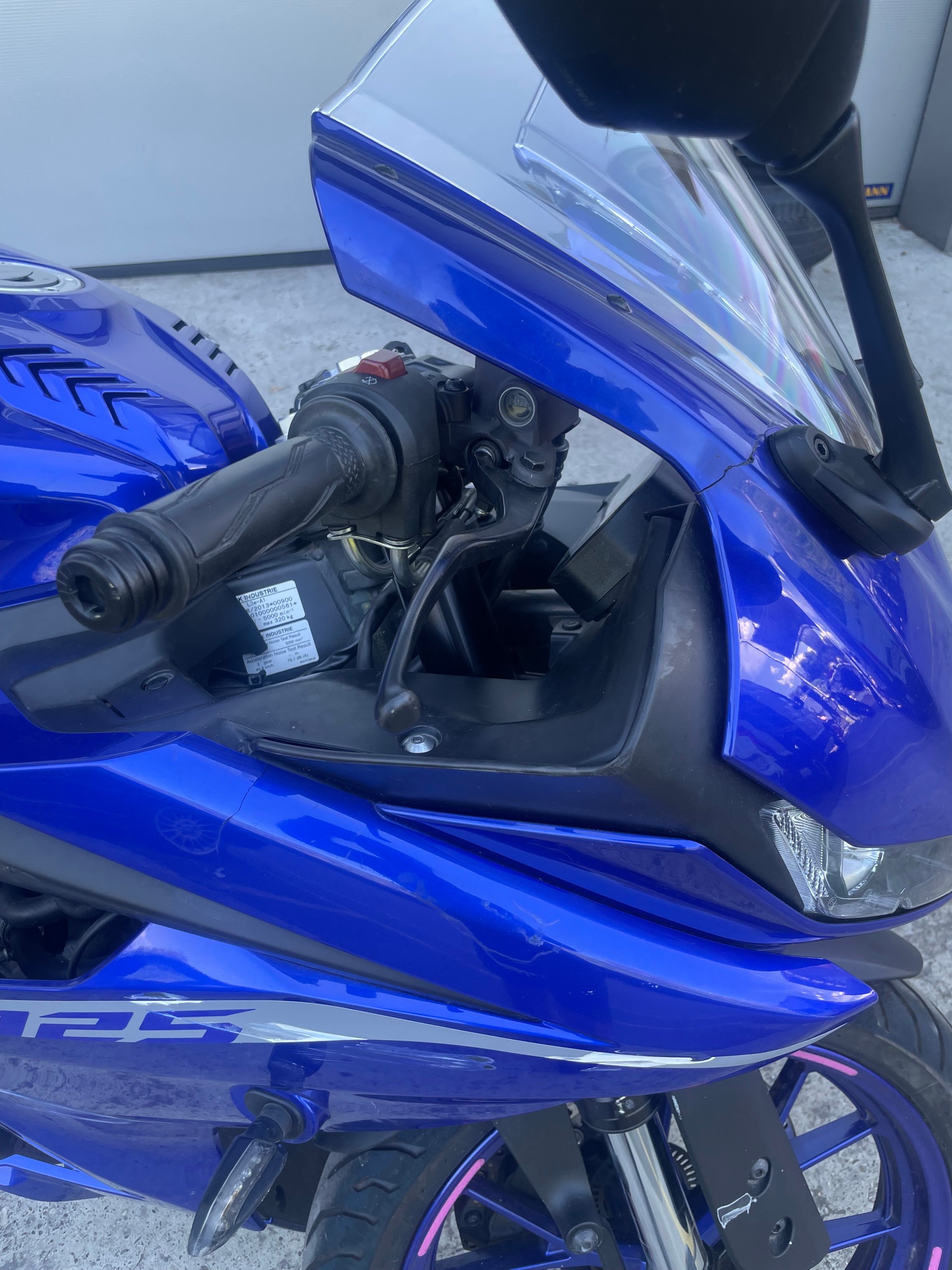 YAMAHA R 125-image-5