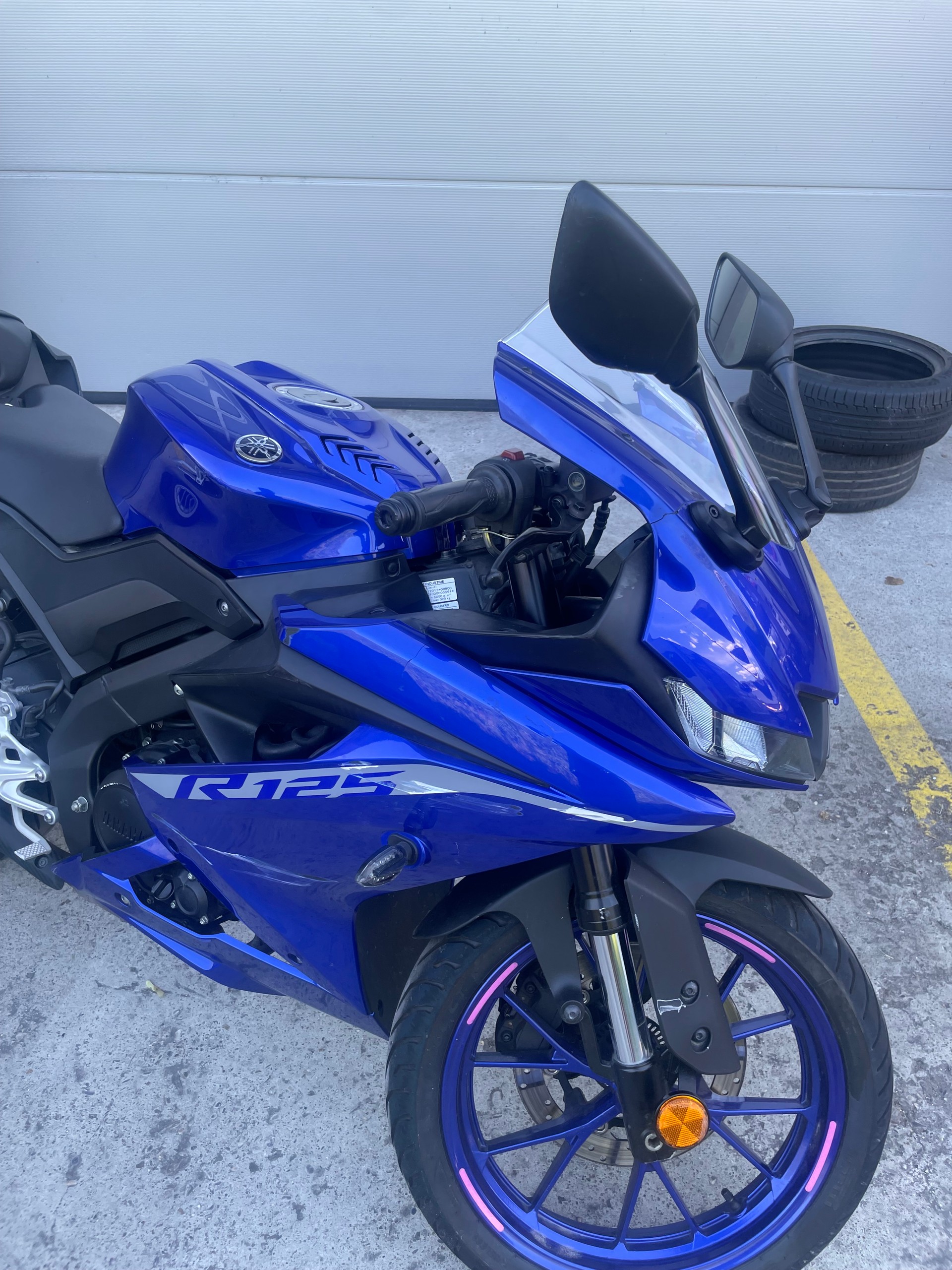 YAMAHA R 125-image-6