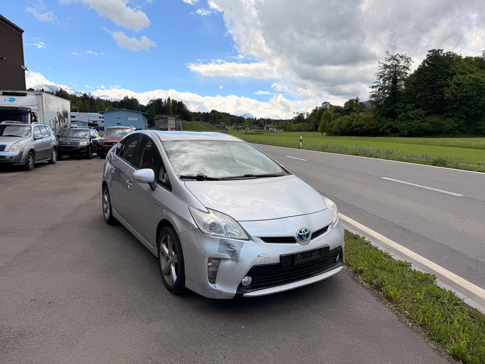 TOYOTA Prius 1.8 16V HSD Luna