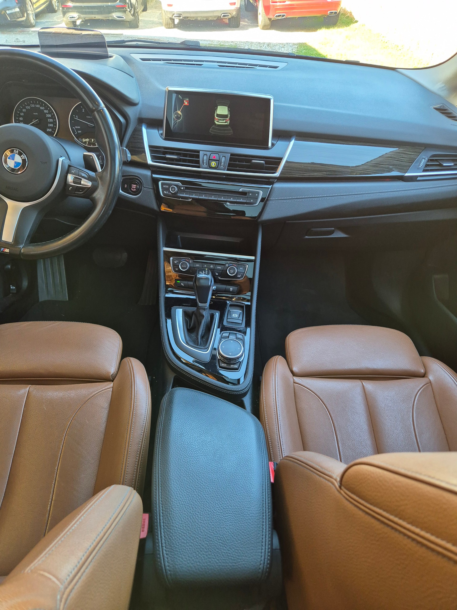 BMW 220d xDrive Active Tourer M Sport Steptronic-image-11