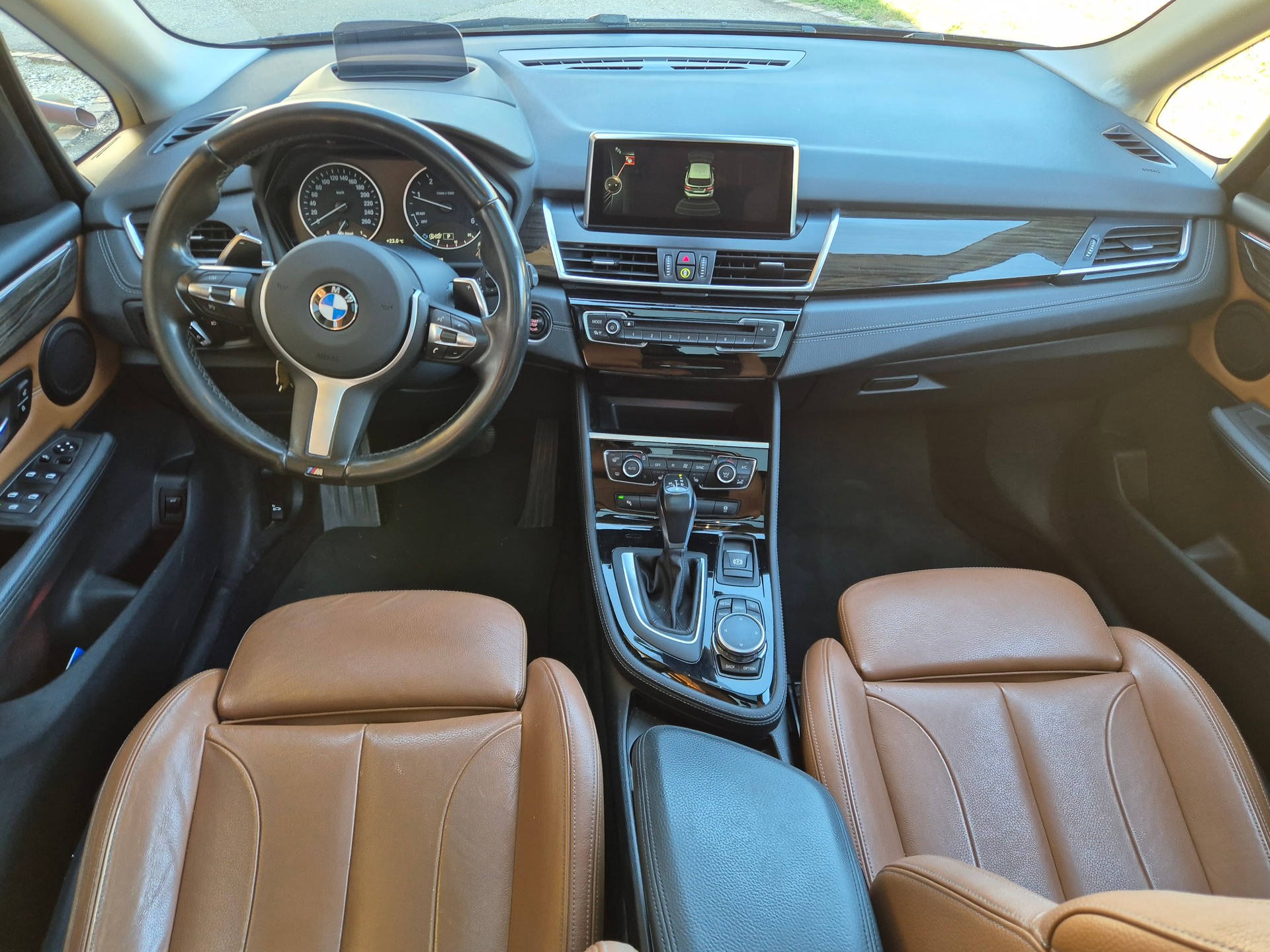 BMW 220d xDrive Active Tourer M Sport Steptronic-image-7