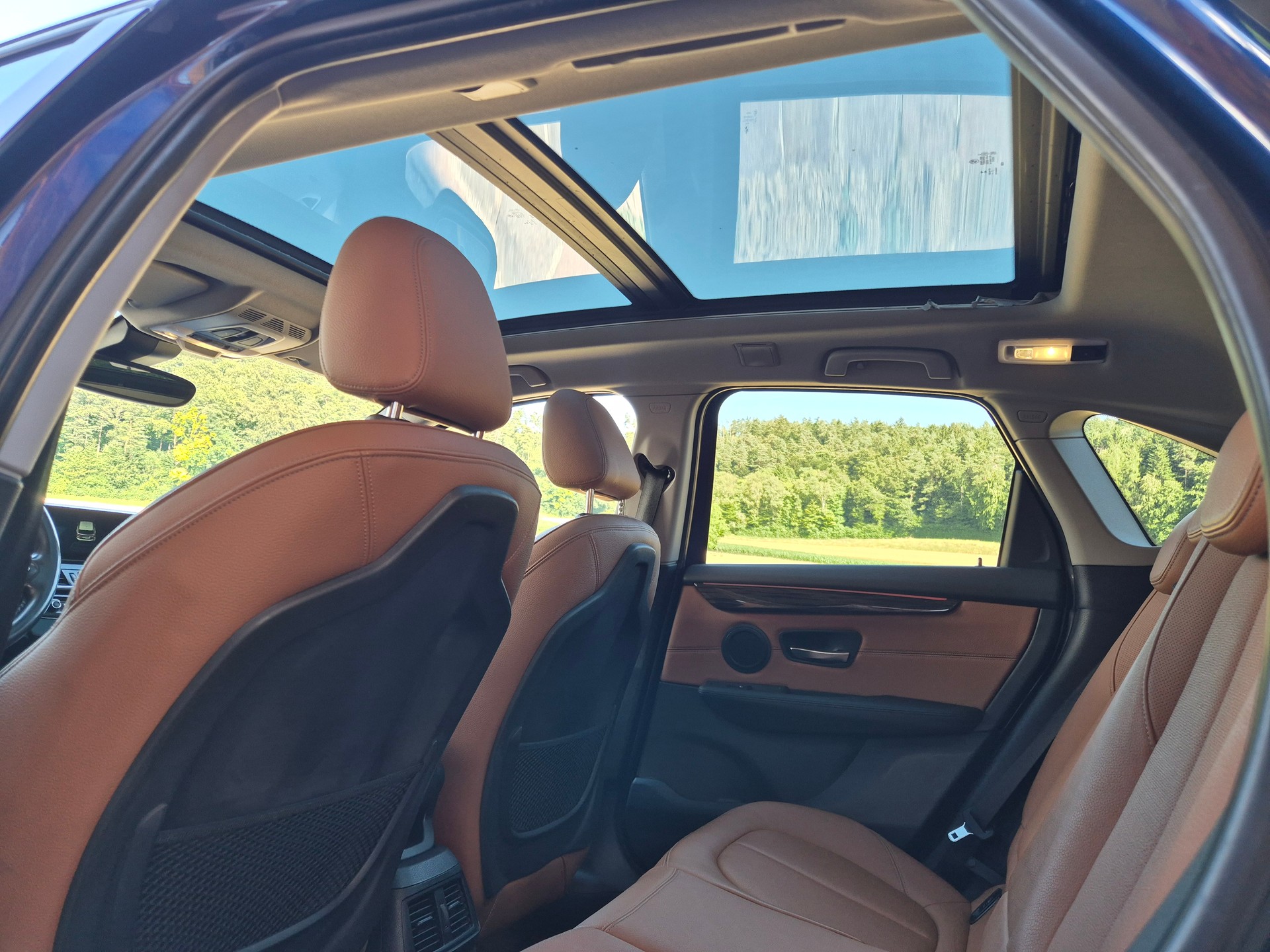 BMW 220d xDrive Active Tourer M Sport Steptronic-image-9