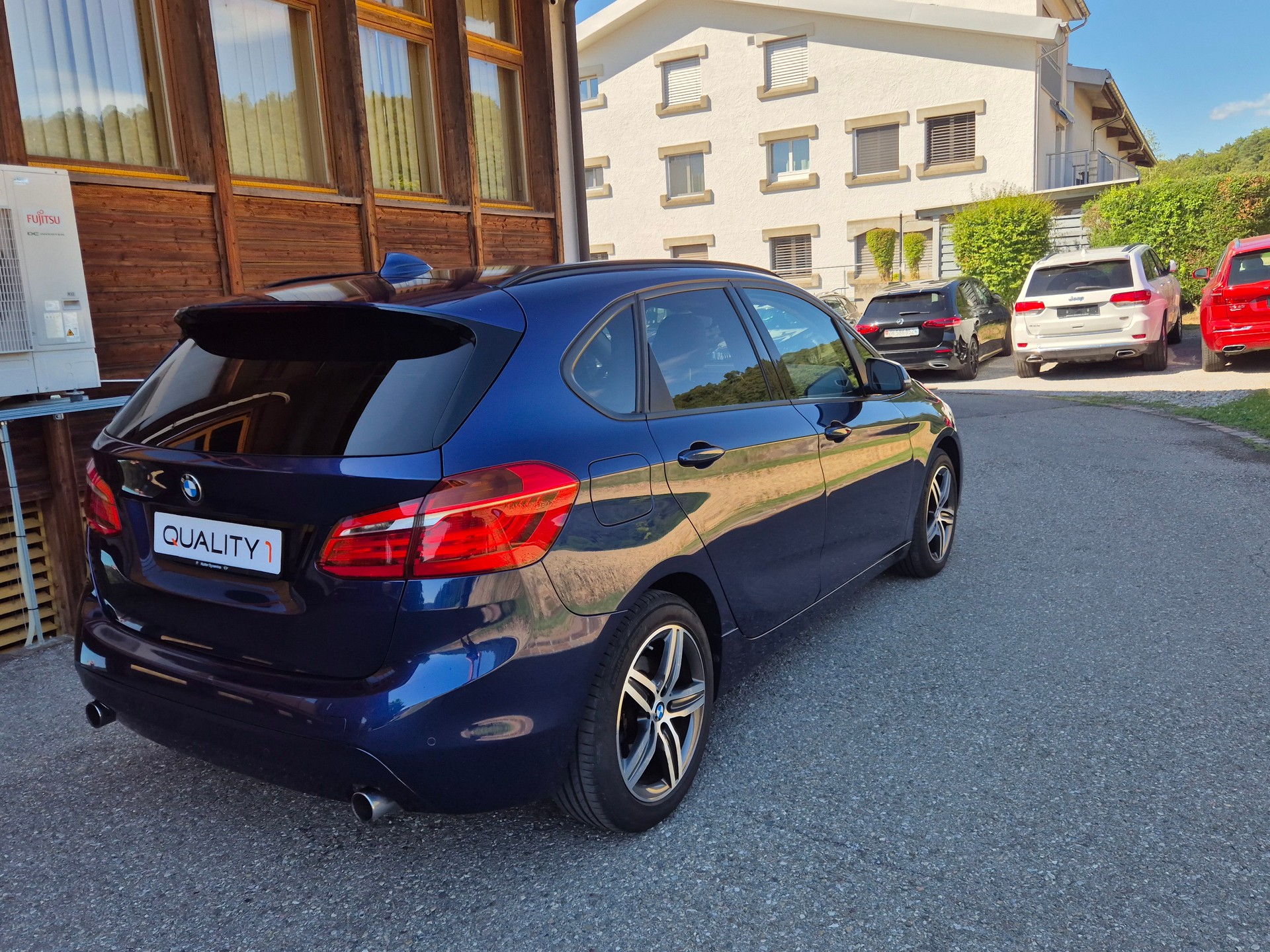 BMW 220d xDrive Active Tourer M Sport Steptronic-showroom-element-3