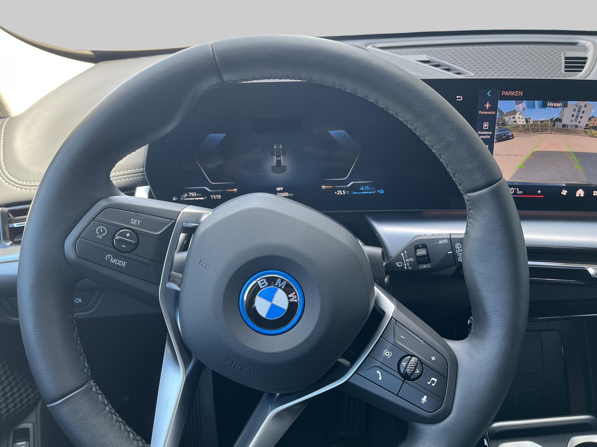 BMW X1 xDrive 25e xLine-image-13