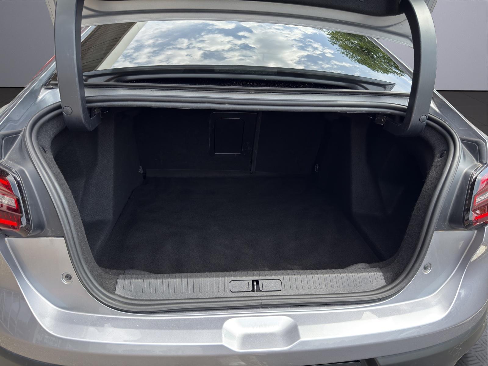 CITROEN e-C4 X Shine-image-10