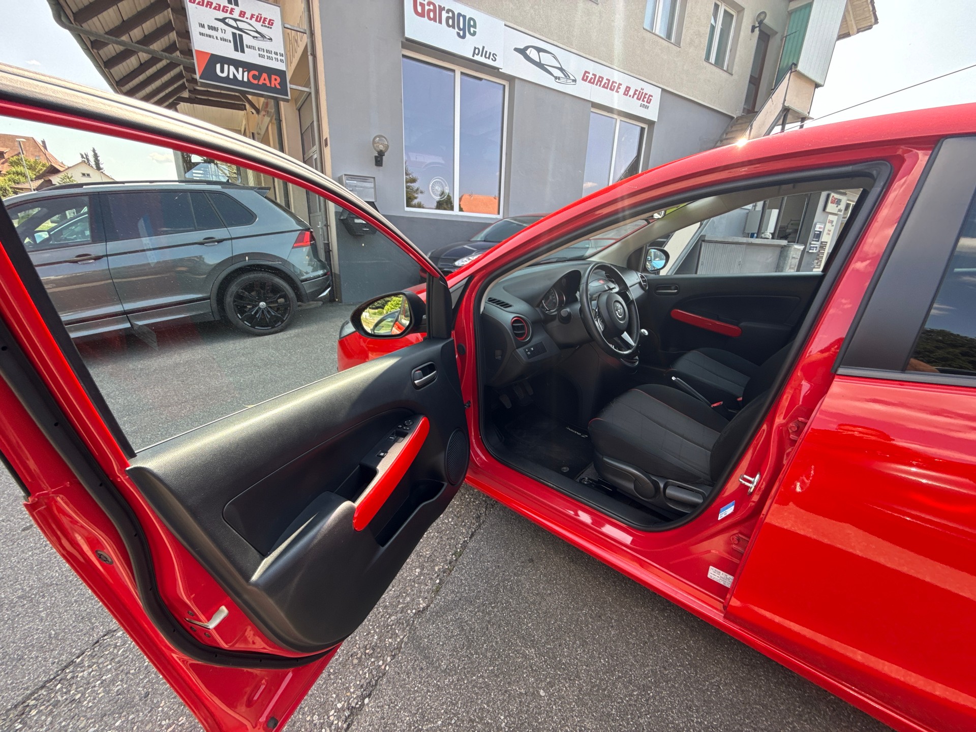 MAZDA 2 1.3i 16V Voila ma Suisse Edition-image-5