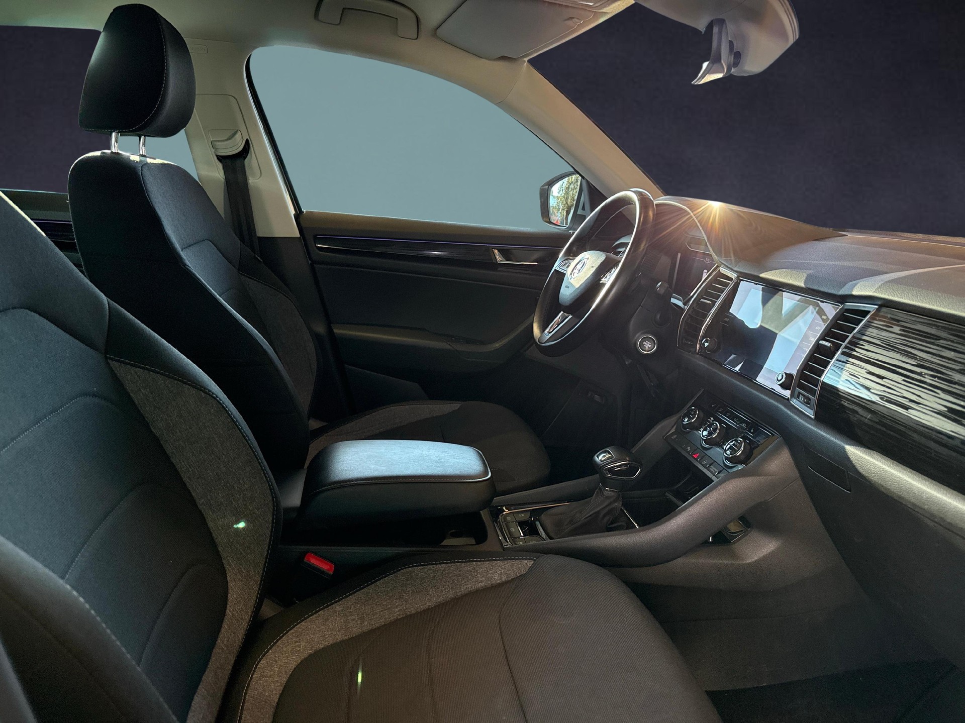 SKODA Kodiaq 2.0 TSI Drive DSG-image-9