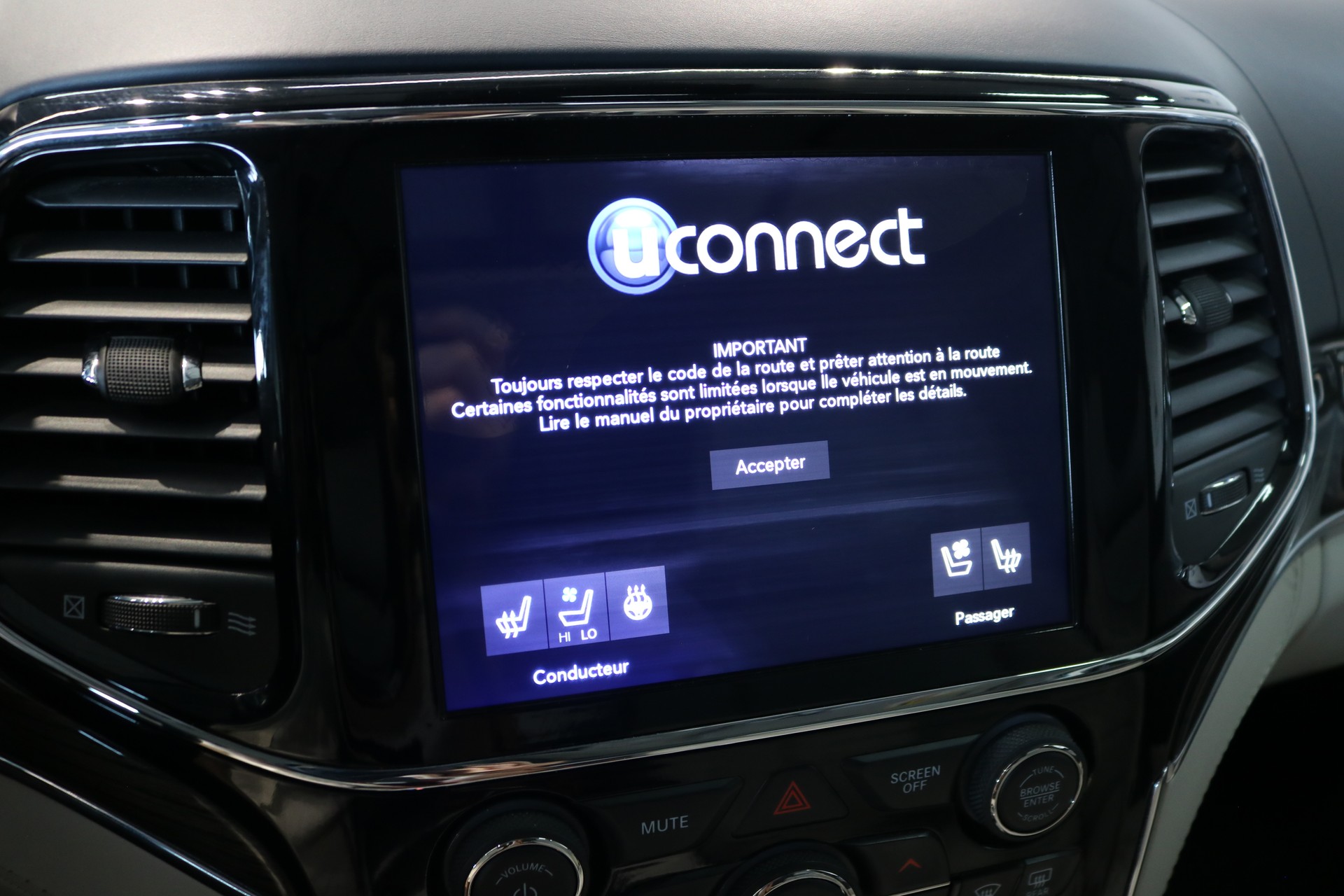 JEEP Grand Cherokee 3.0 CRD Summit Automatic-image-47
