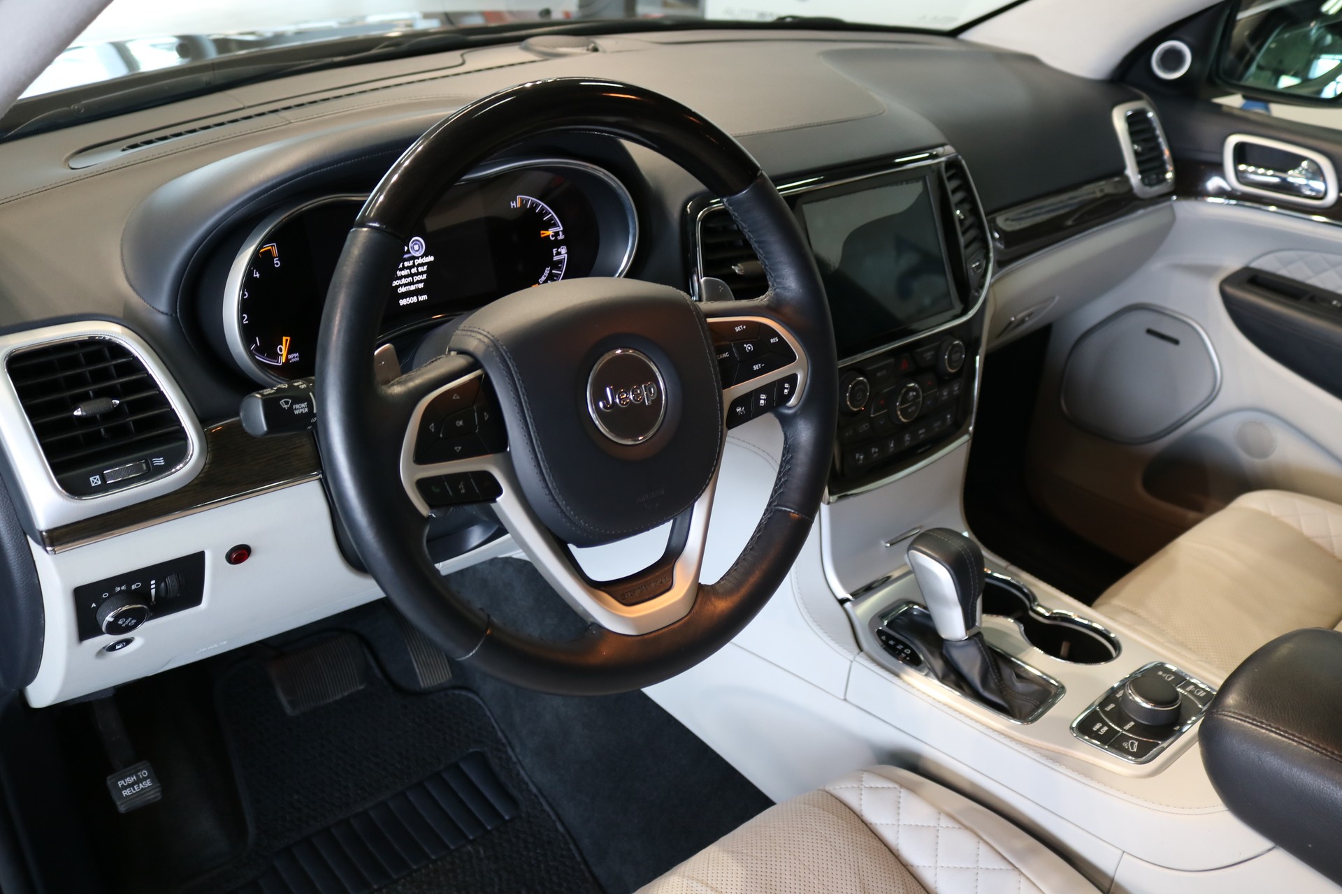 JEEP Grand Cherokee 3.0 CRD Summit Automatic-showroom-element-1