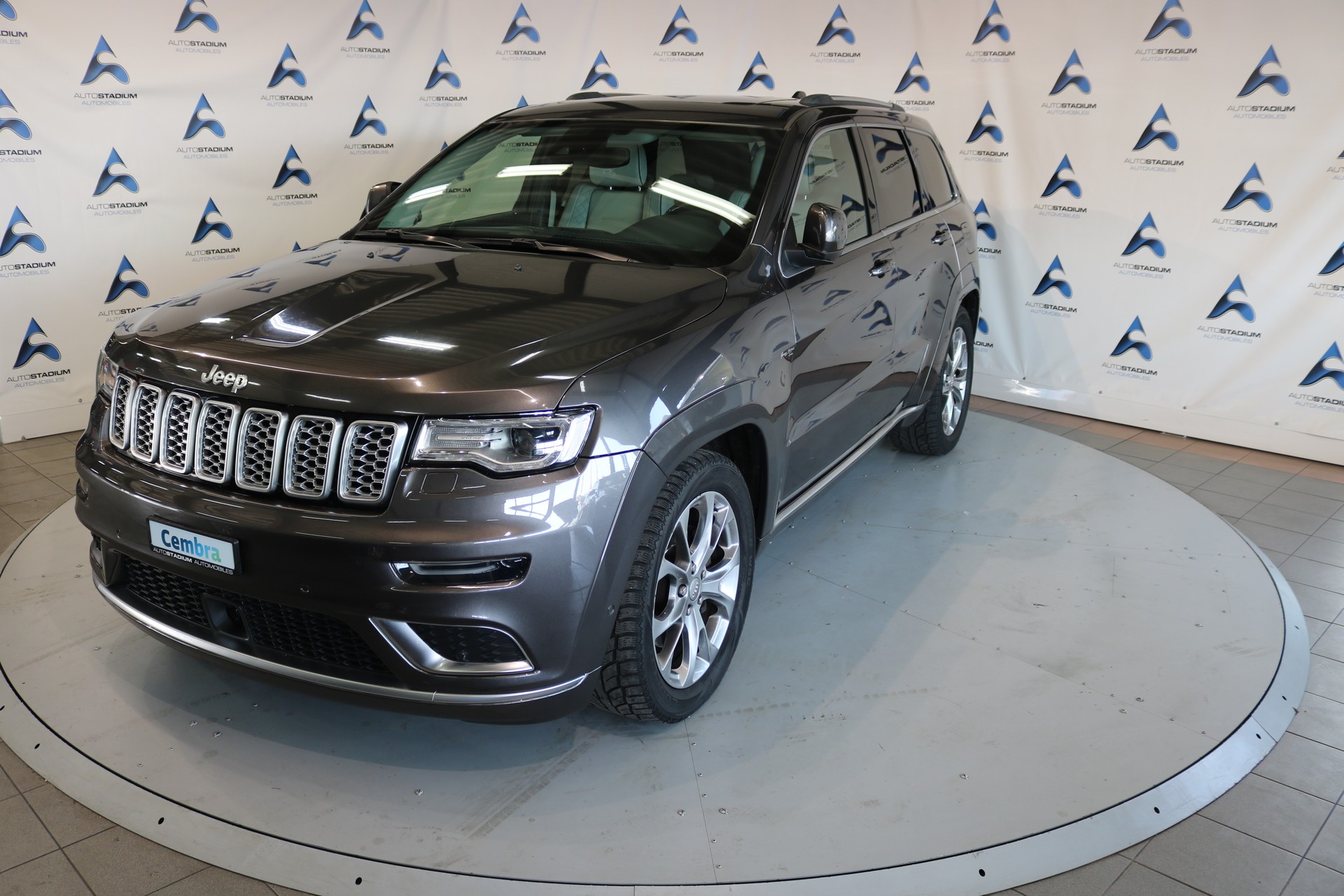 JEEP Grand Cherokee 3.0 CRD Summit Automatic-image-11