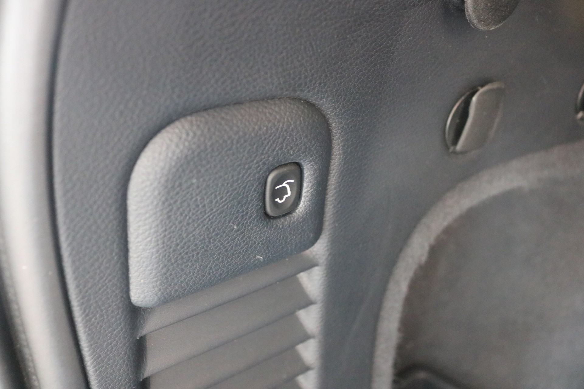 JEEP Grand Cherokee 3.0 CRD Summit Automatic-image-35