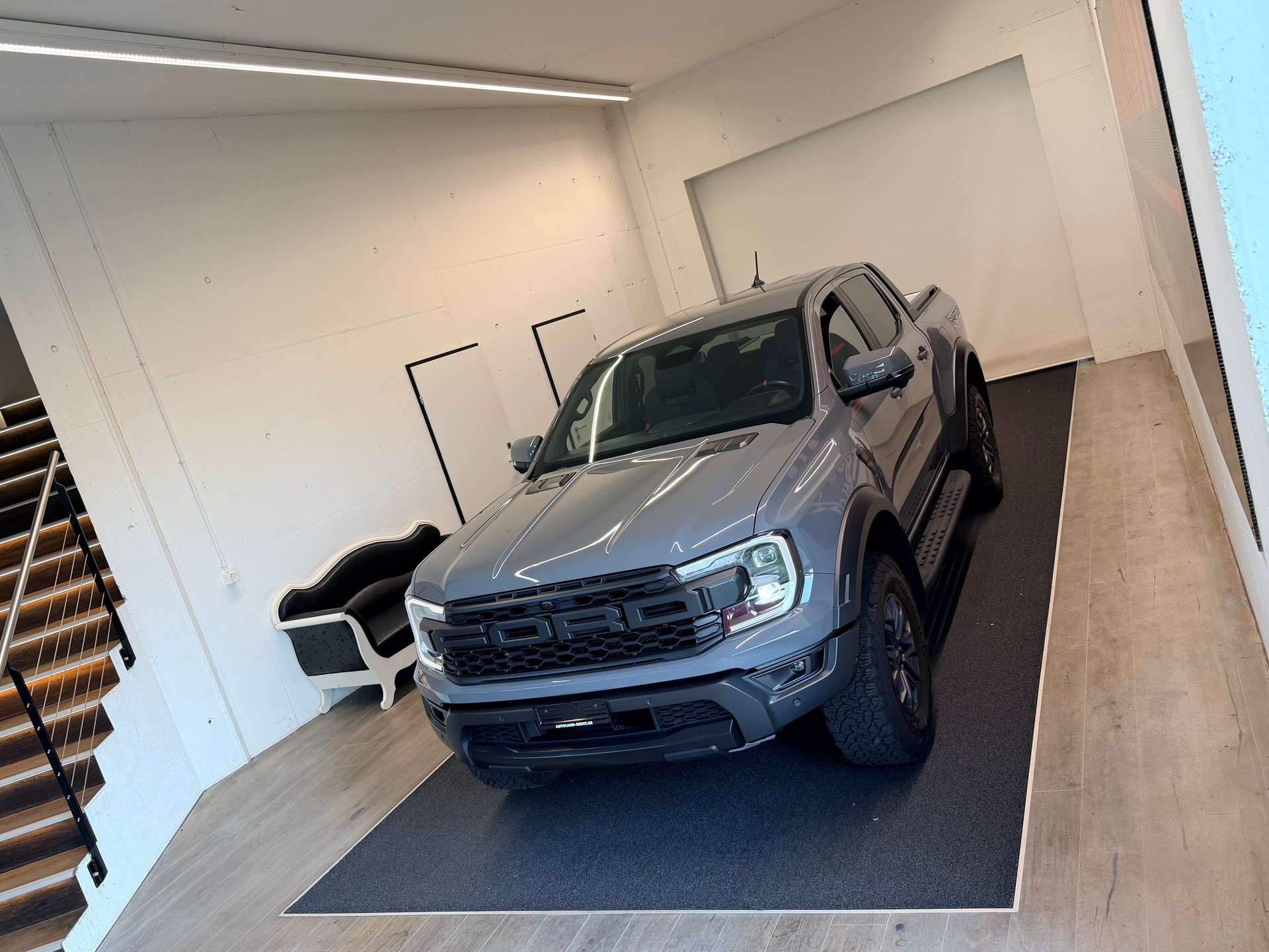 FORD Ranger Raptor 3.0 Eco Boost 4x4 A-showroom-element-3