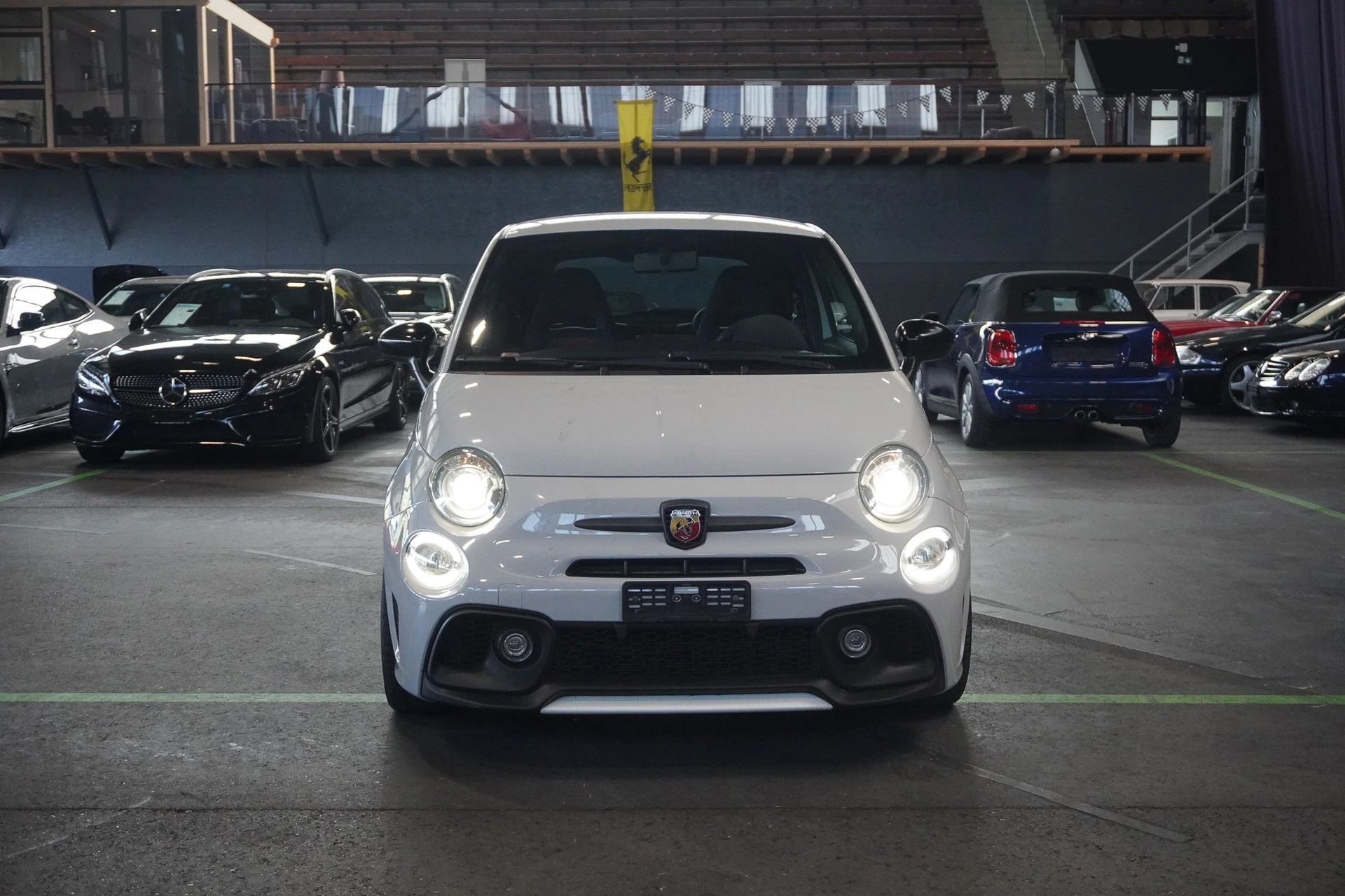 FIAT 595 1.4 16V Turbo Abarth Comp 110° Anniv. Duologic MFK 12.8.2026 / Garantie 12 Monate-showroom-element-1