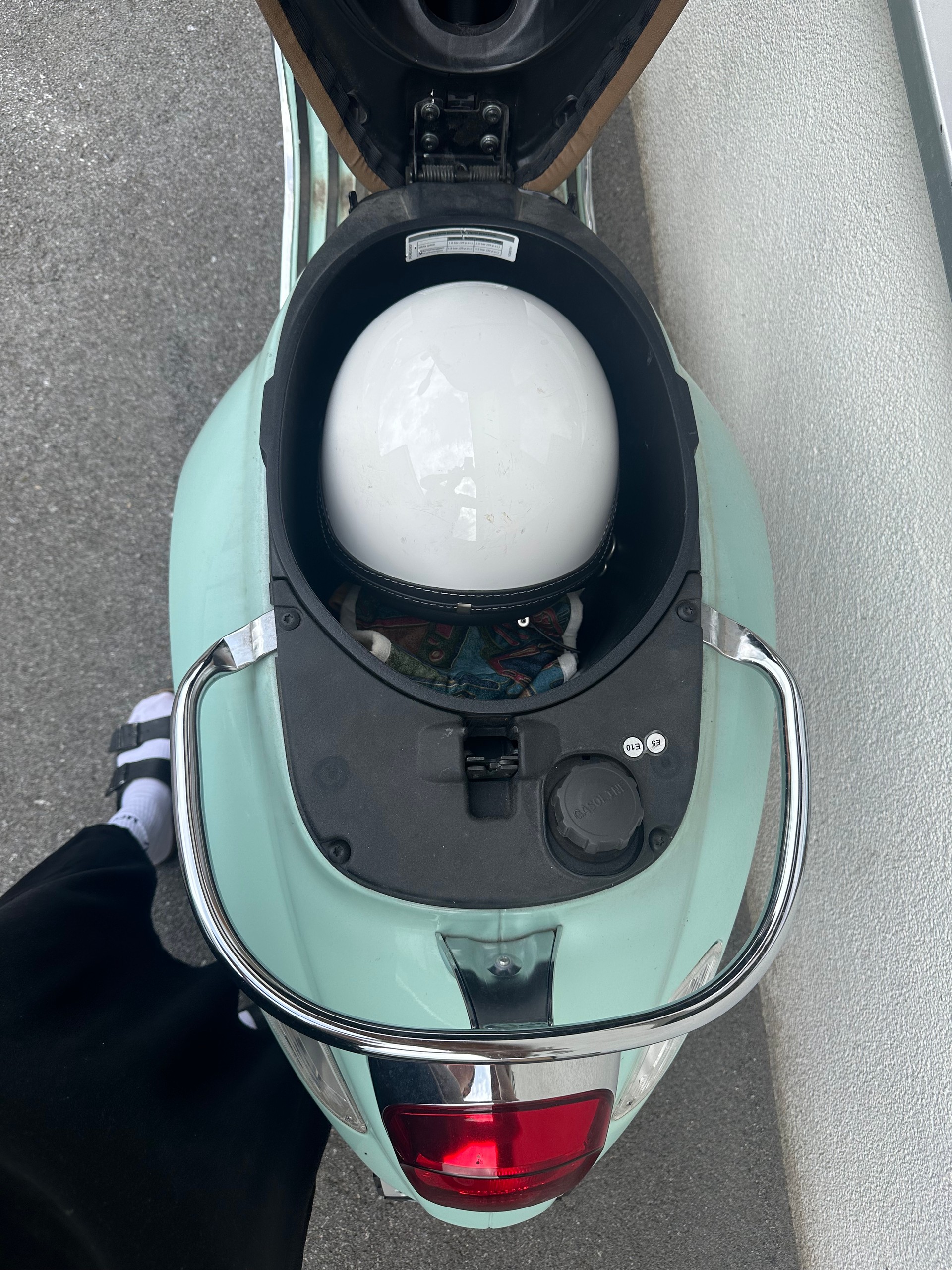 PIAGGIO Vespa 125 Primavera Touring ABS-image-4